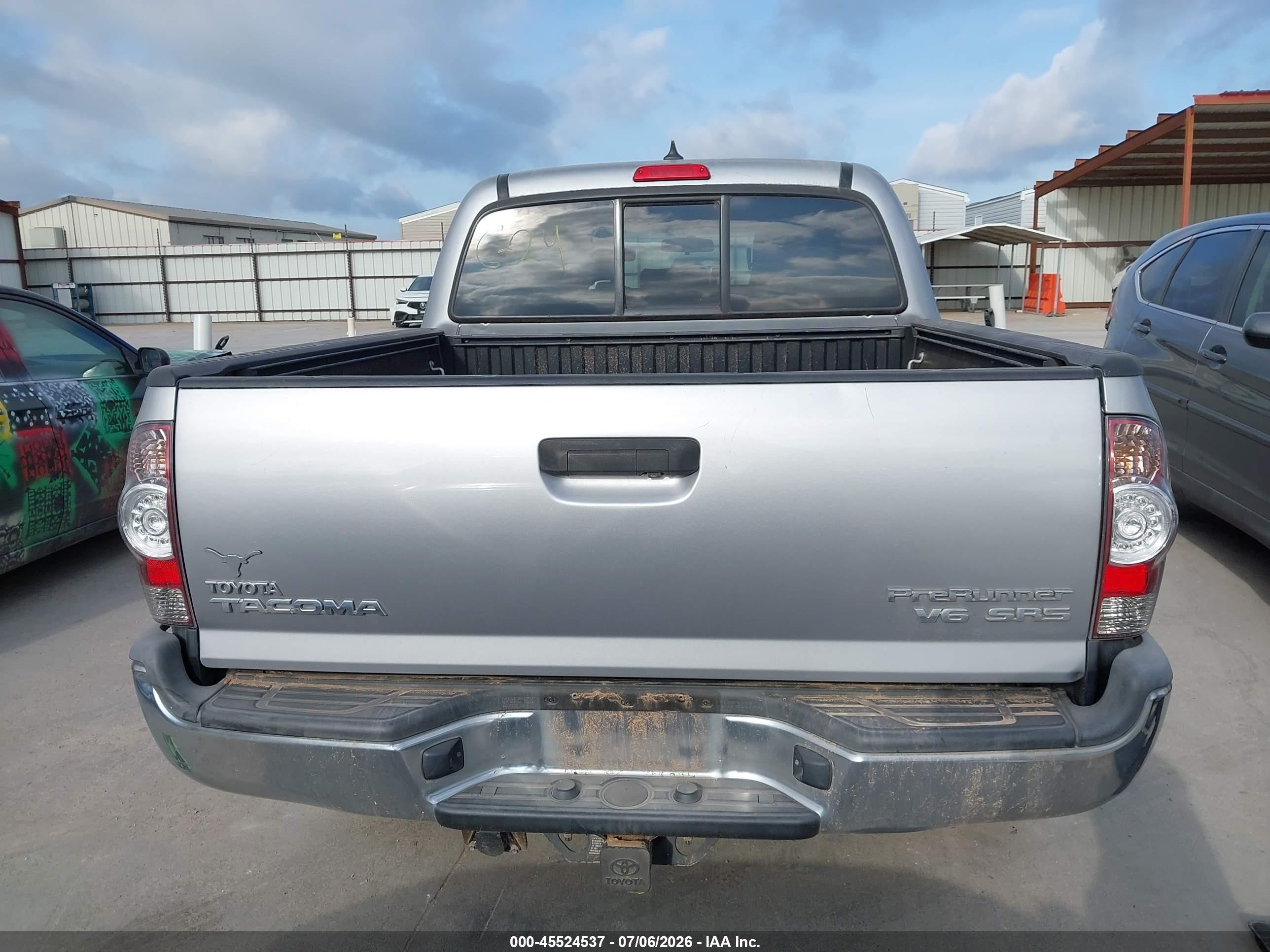 2014 Toyota Tacoma Prerunner V6 Серебряный vin: 3TMJU4GN0EM159672