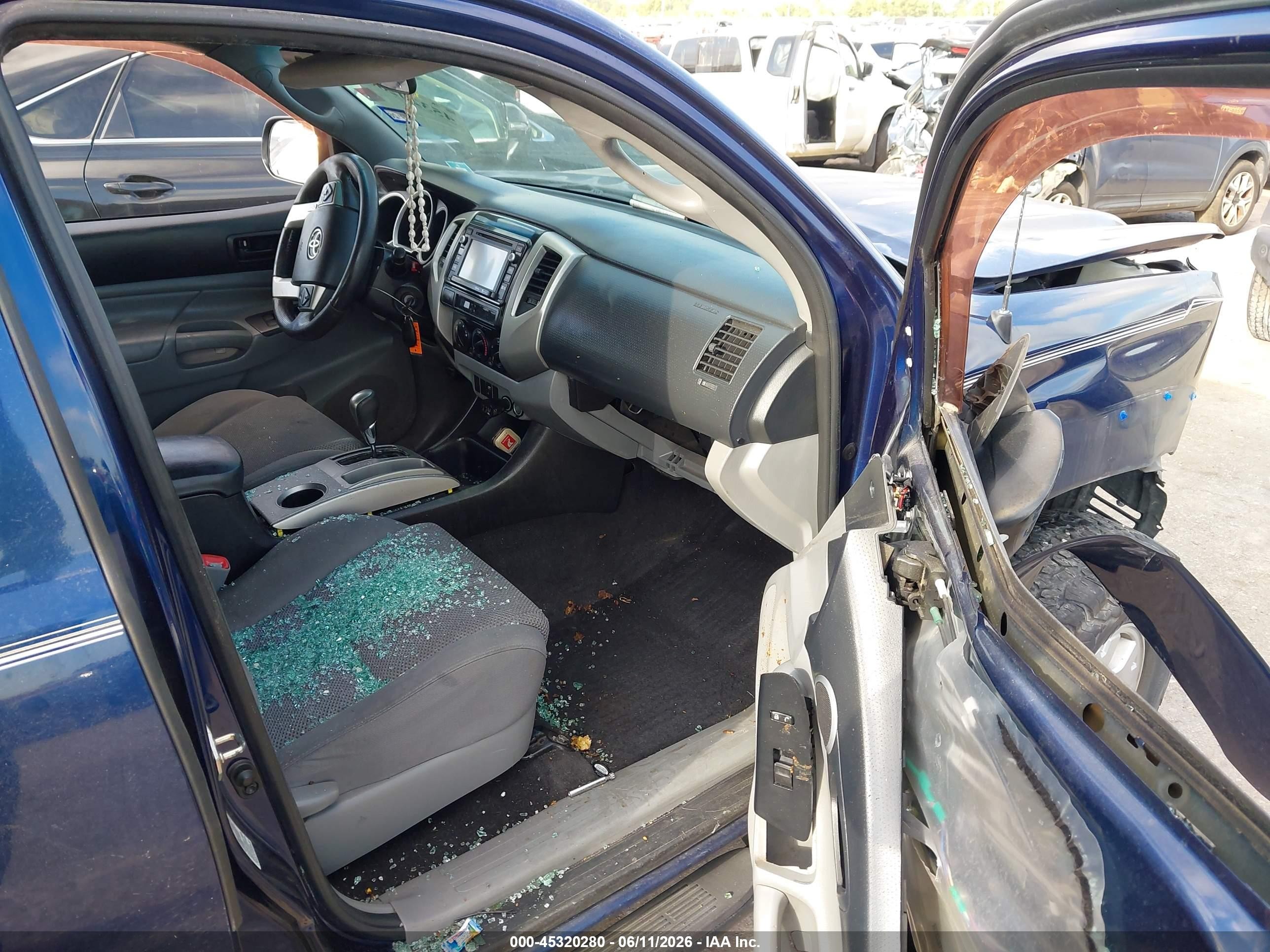 2014 Toyota Tacoma Prerunner V6 Blue vin: 3TMJU4GN0EM164726