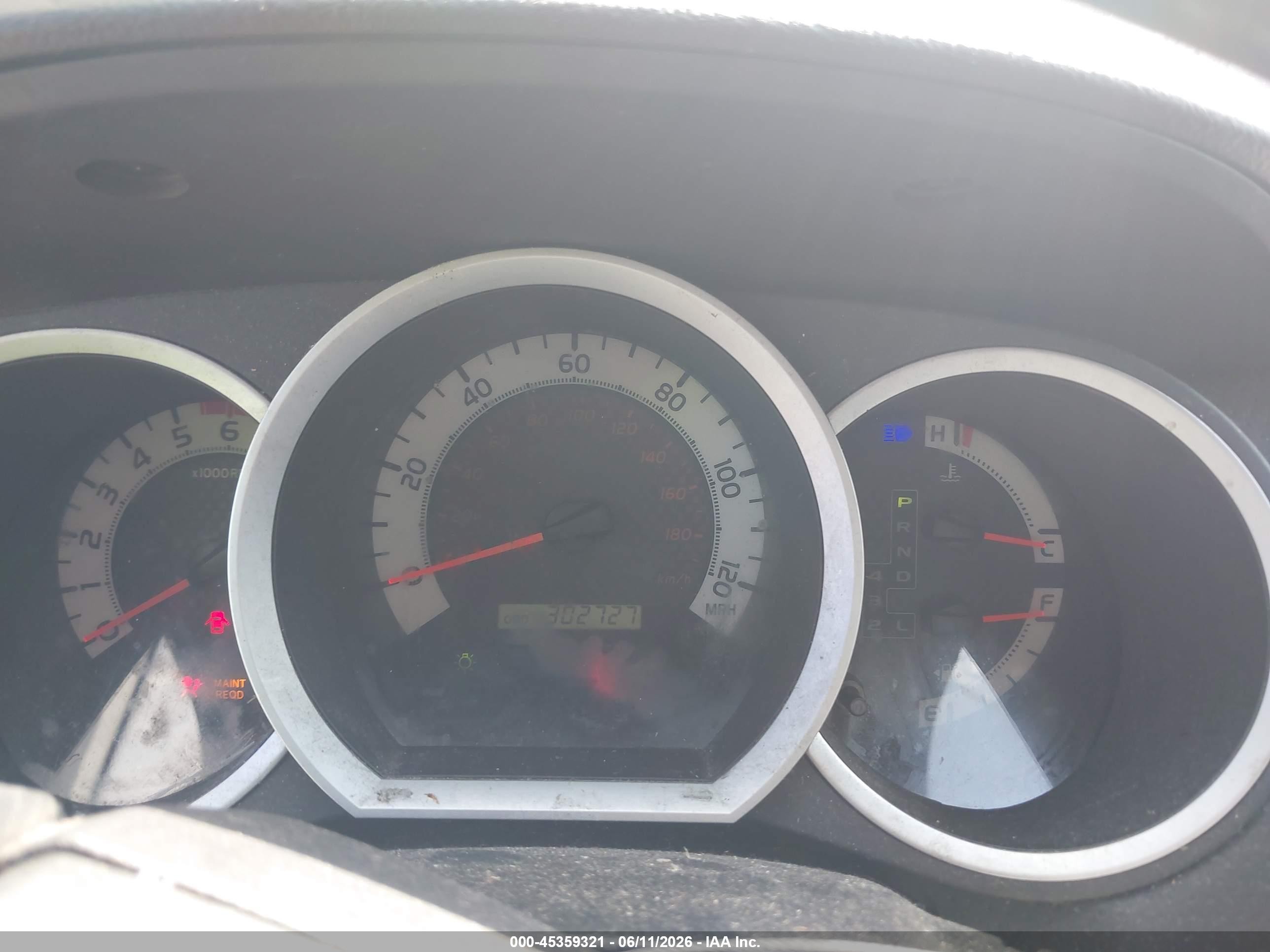 2014 Toyota Tacoma Prerunner V6 Gray vin: 3TMJU4GN0EM173667