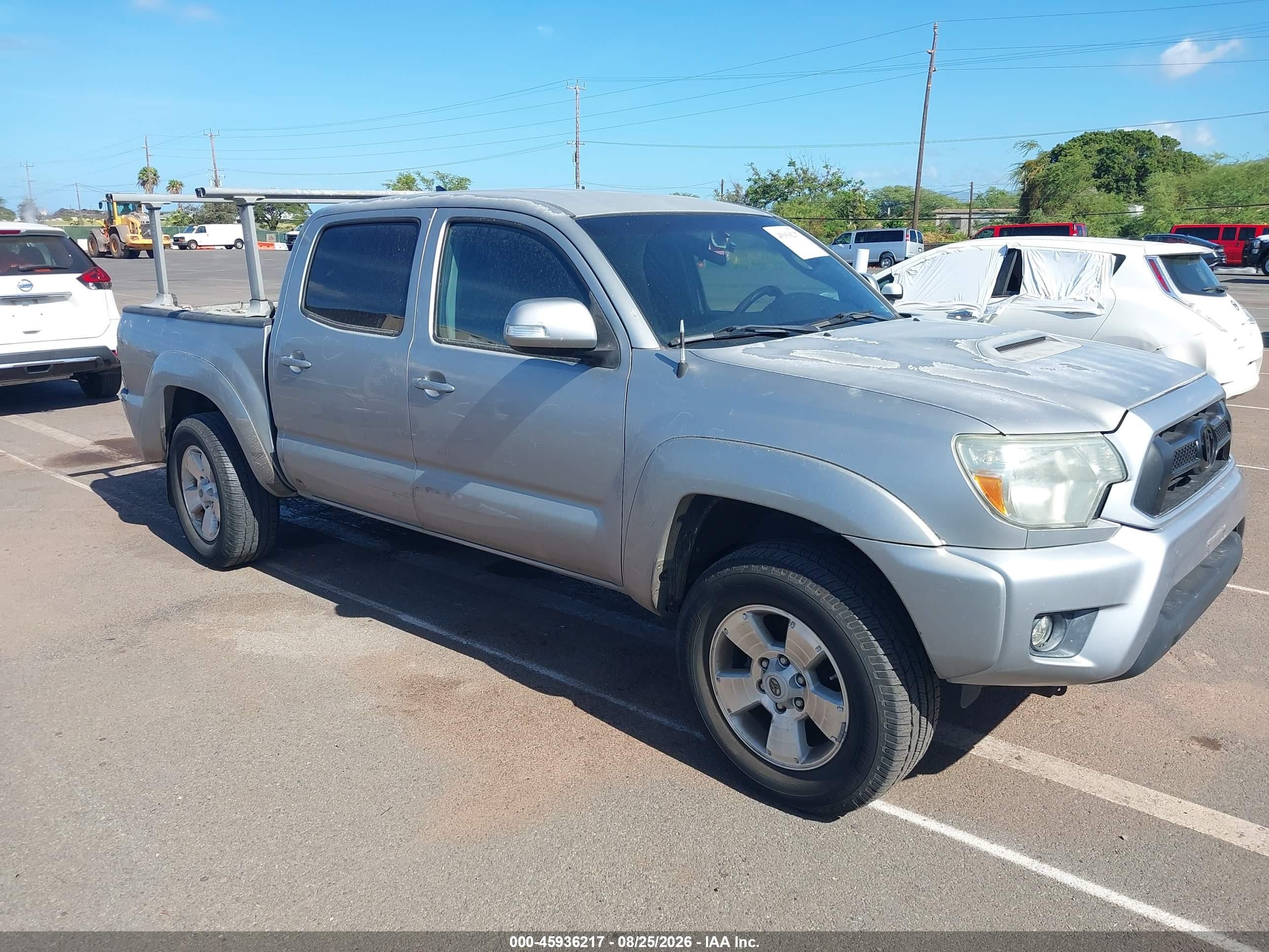 2015 Toyota Tacoma Prerunner V6 Silver vin: 3TMJU4GN0FM177252
