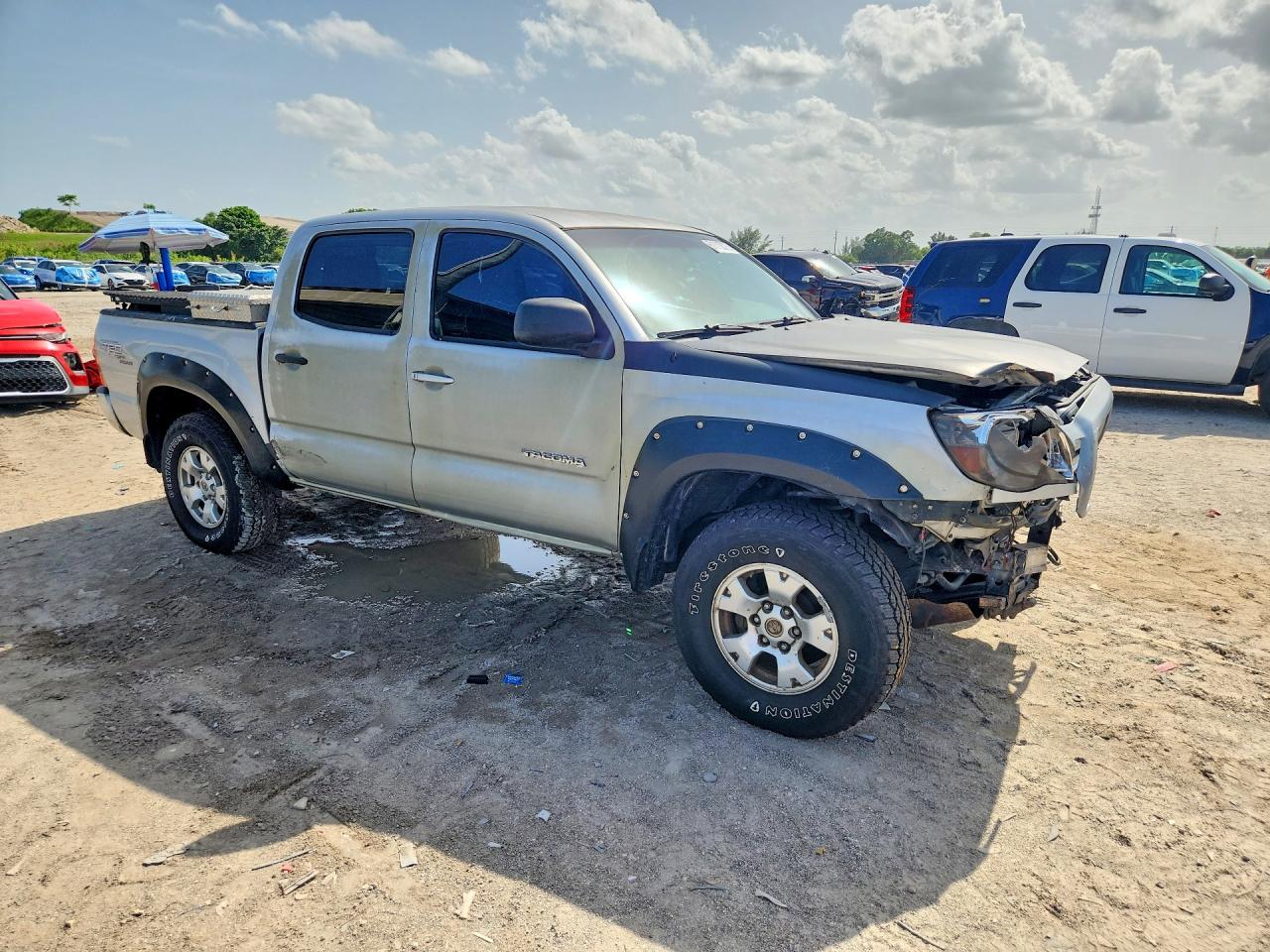 2010 Toyota Tacoma Double Cab Prerunner Silver vin: 3TMJU4GN1AM106991