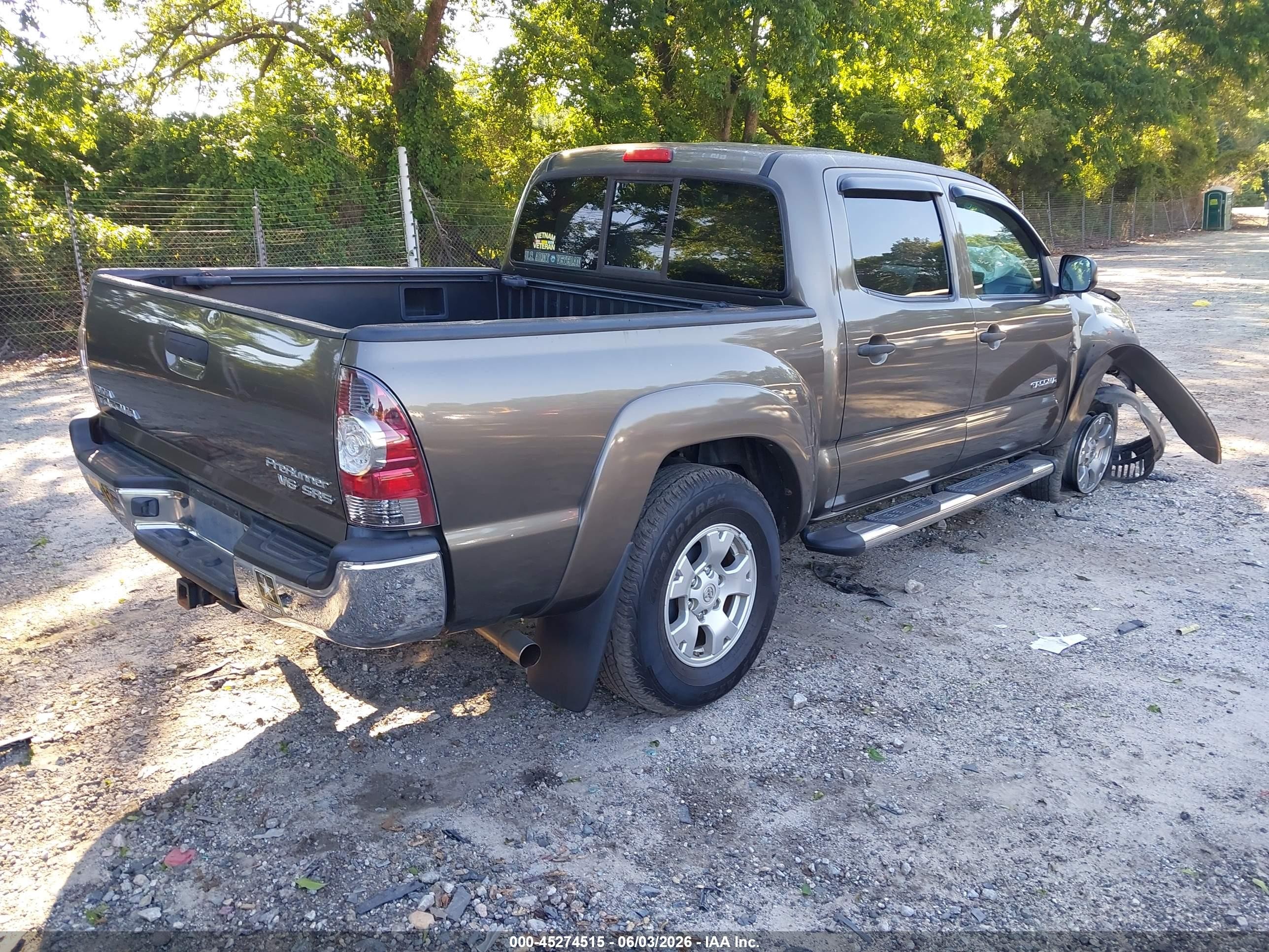 2011 Toyota Tacoma Prerunner V6 Gray vin: 3TMJU4GN1BM113215