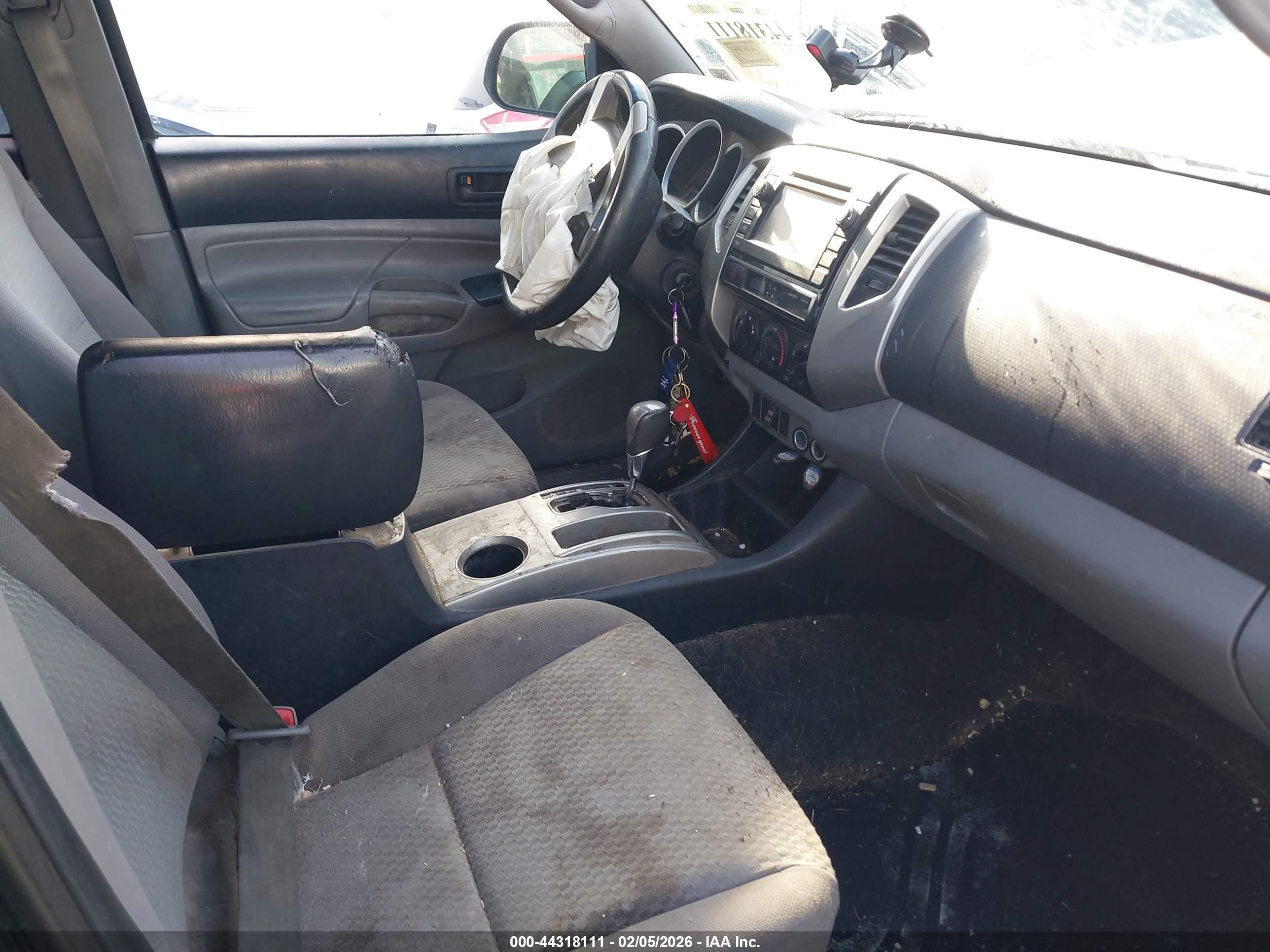 2013 Toyota Tacoma Prerunner V6 Green vin: 3TMJU4GN1DM151031