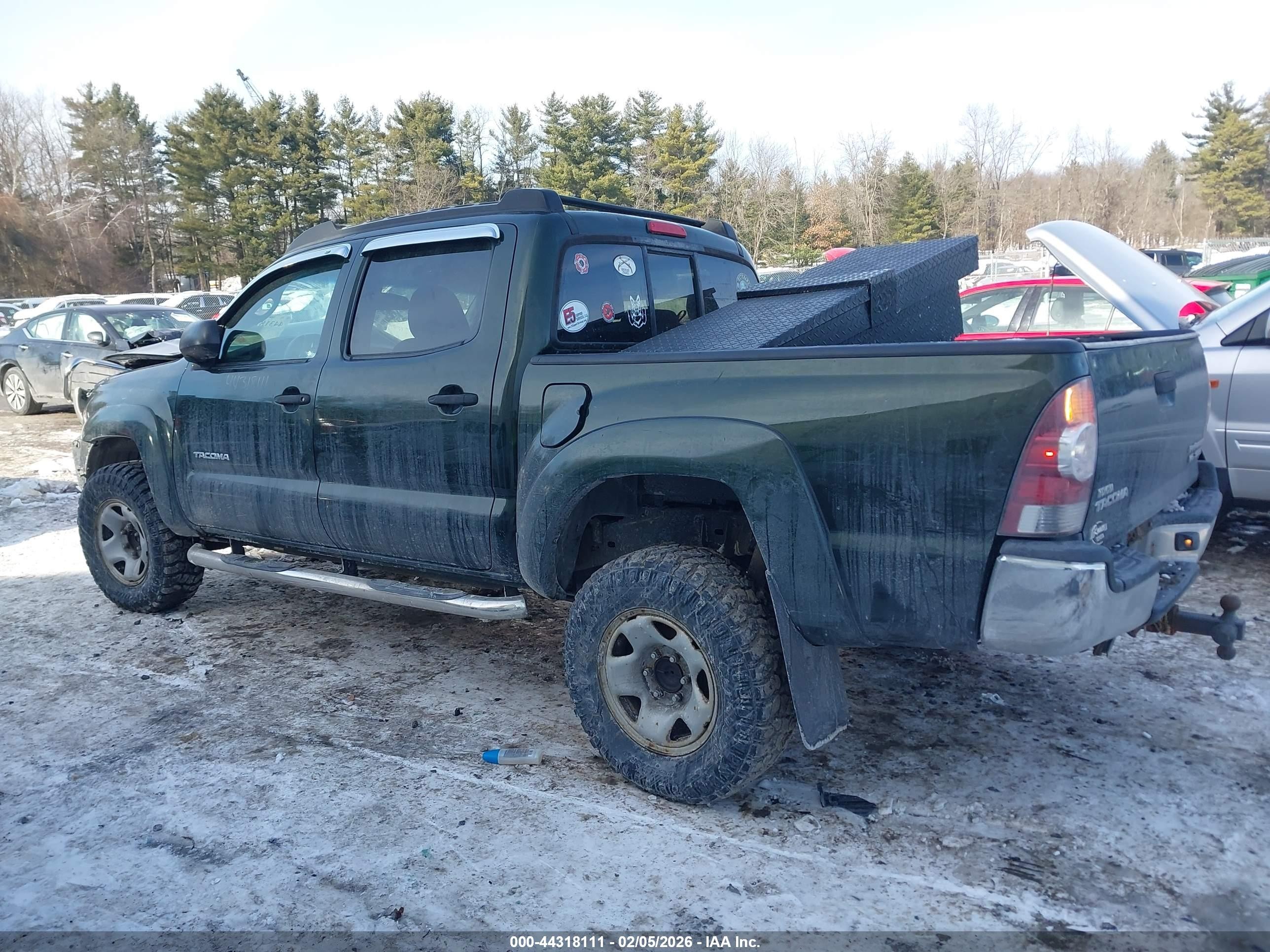 2013 Toyota Tacoma Prerunner V6 Green vin: 3TMJU4GN1DM151031