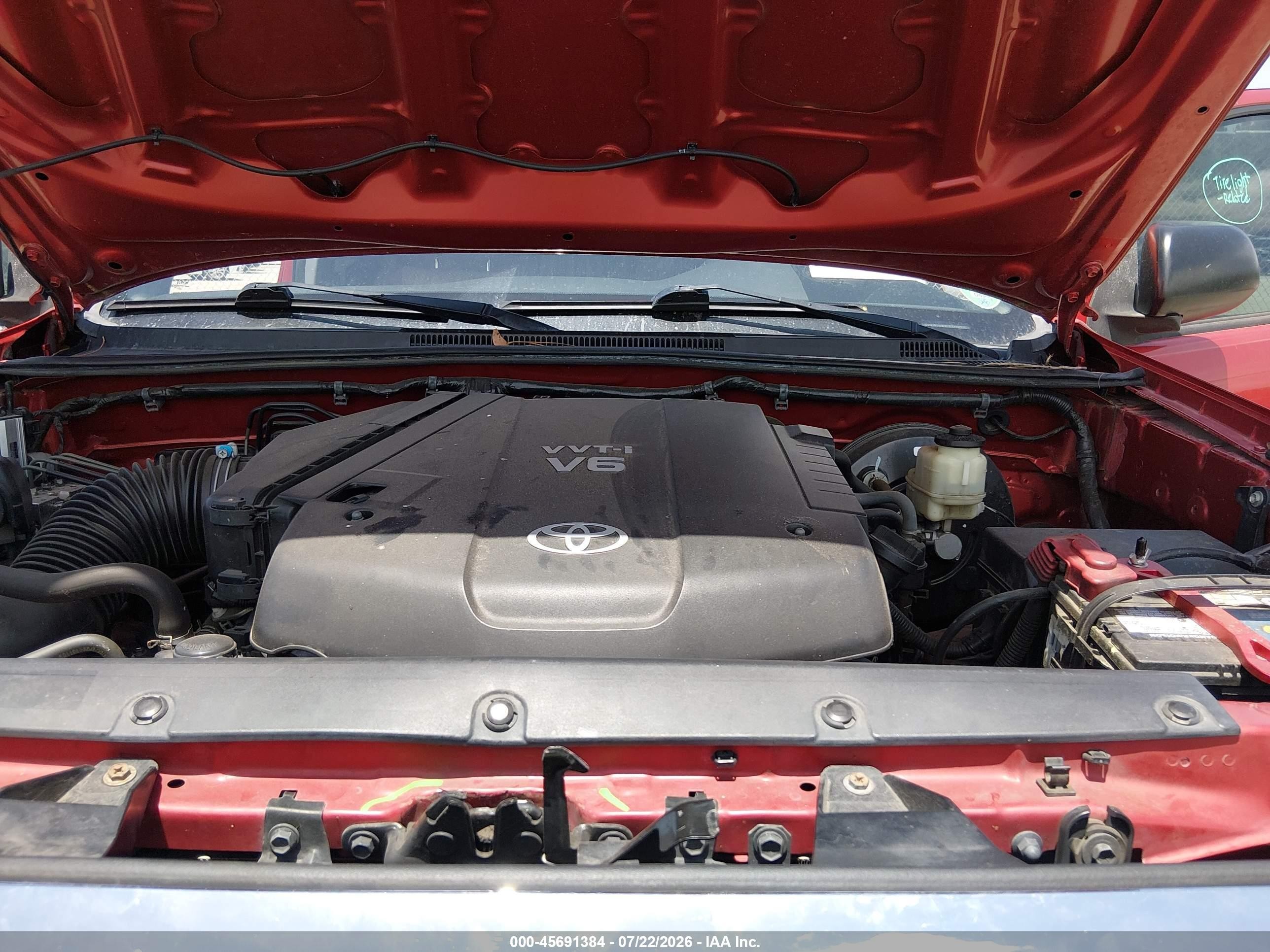 2014 Toyota Tacoma Prerunner V6 Red vin: 3TMJU4GN1EM169689
