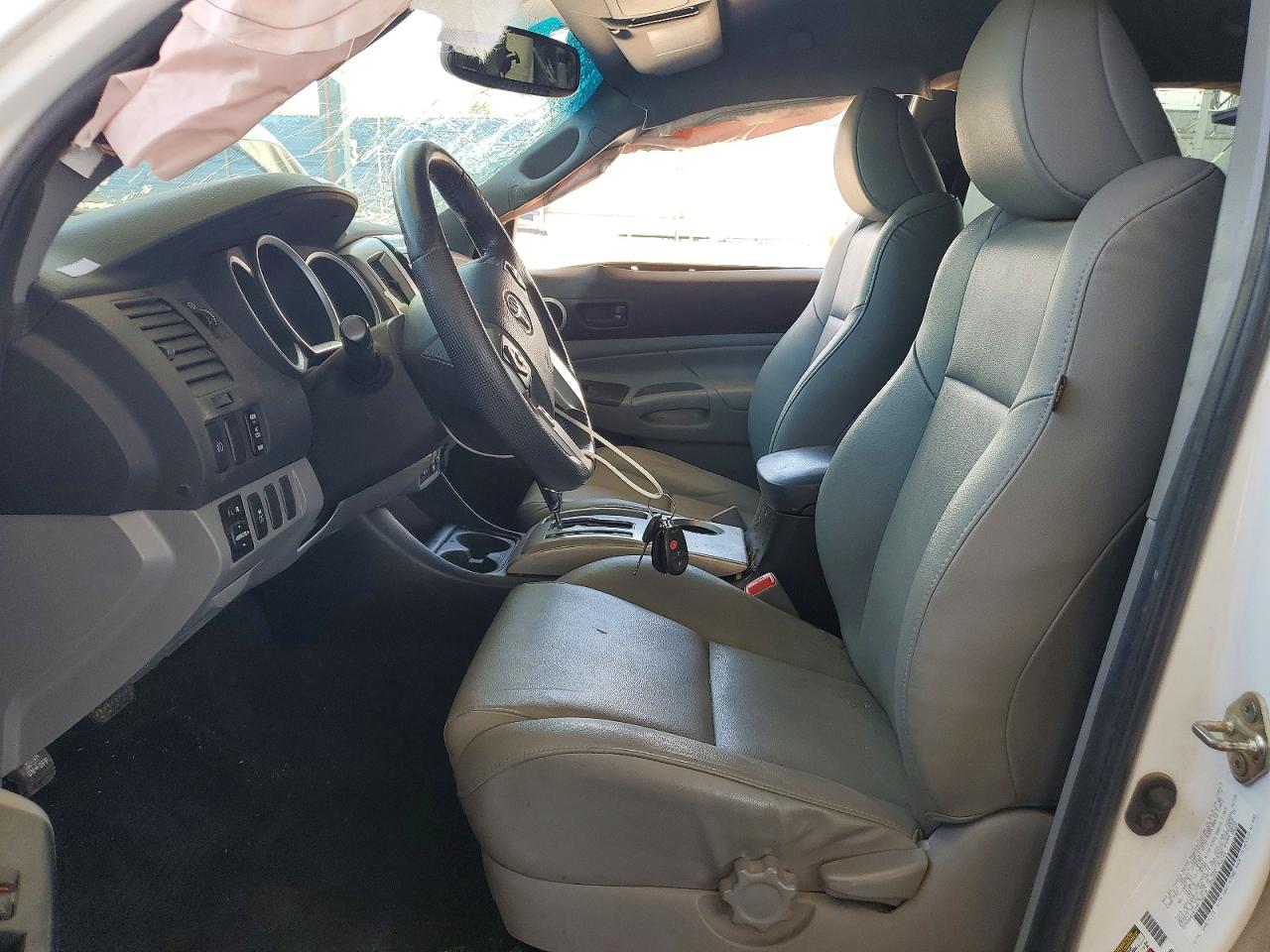 2015 Toyota Tacoma Double Cab Prerunner White vin: 3TMJU4GN1FM176210