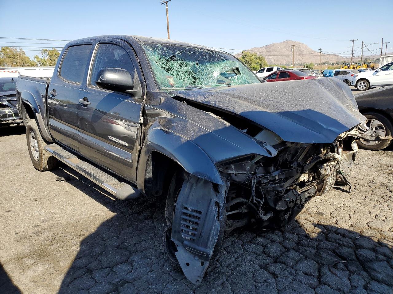 2015 Toyota Tacoma Double Cab Prerunner Gray vin: 3TMJU4GN1FM180581