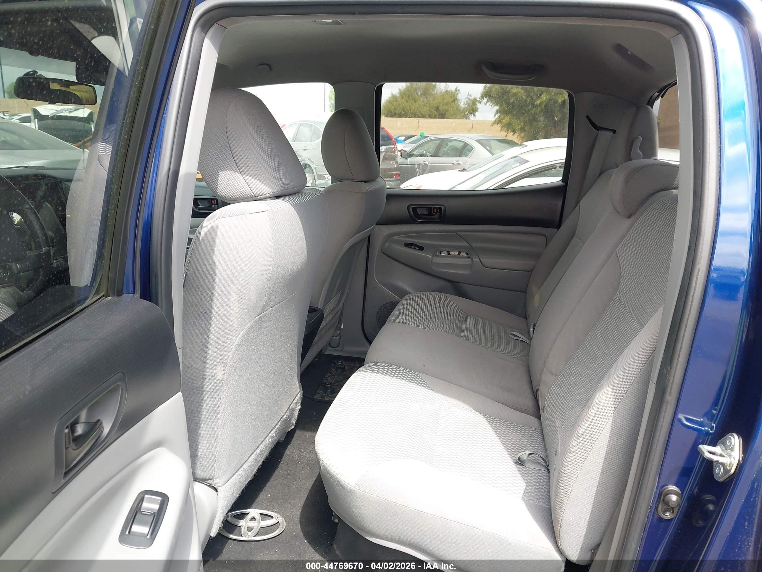 2015 Toyota Tacoma Prerunner V6 Dark Blue vin: 3TMJU4GN1FM186770