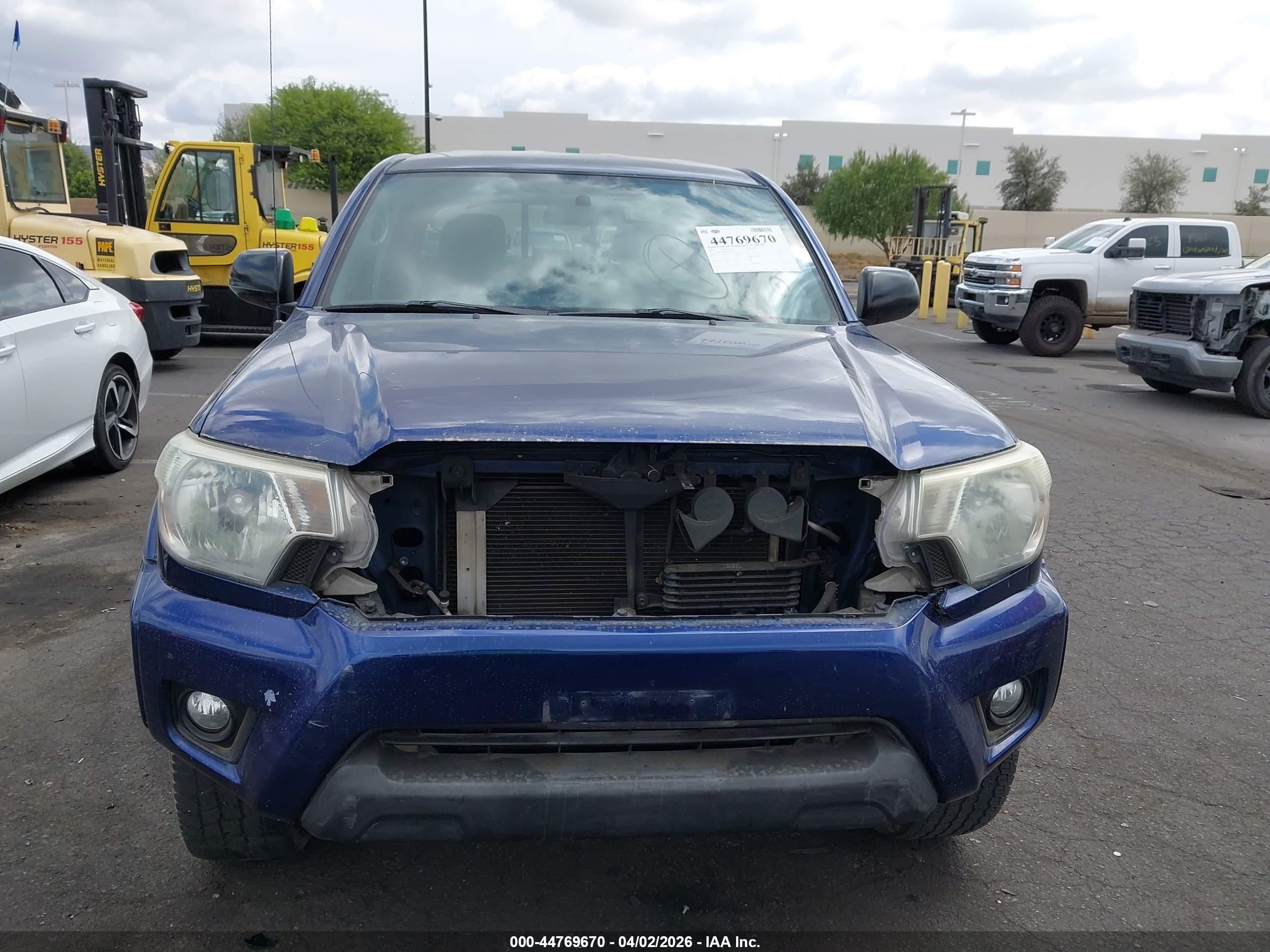2015 Toyota Tacoma Prerunner V6 Dark Blue vin: 3TMJU4GN1FM186770