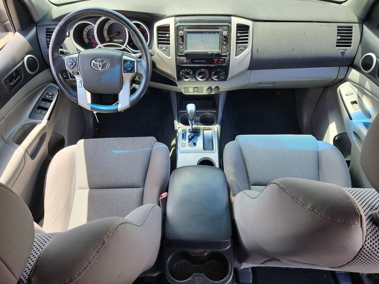 2015 Toyota Tacoma Double Cab Prerunner Серебряный vin: 3TMJU4GN1FM187529