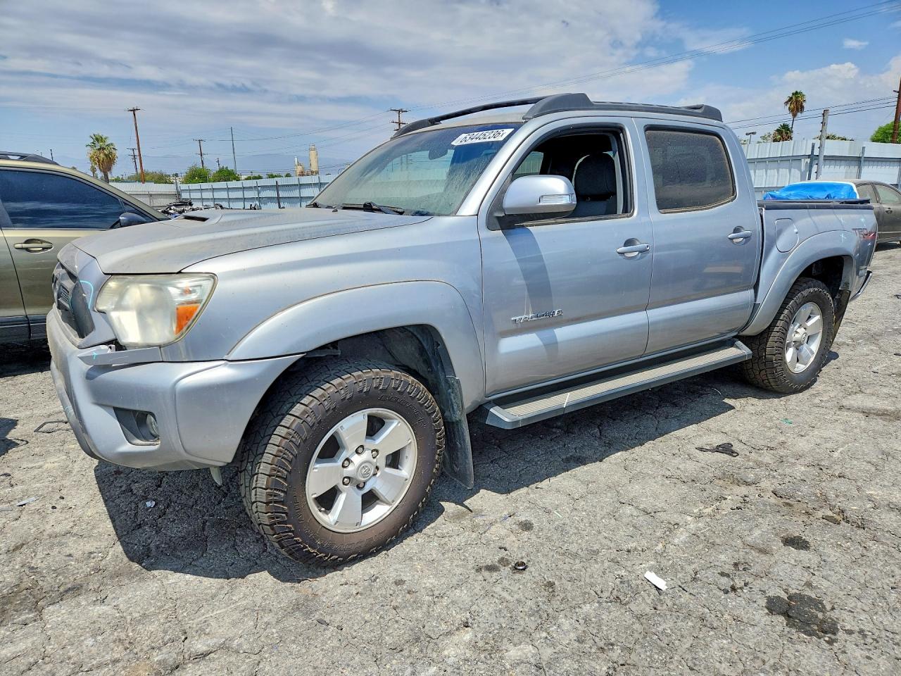 2015 Toyota Tacoma Double Cab Prerunner Серебряный vin: 3TMJU4GN1FM187529