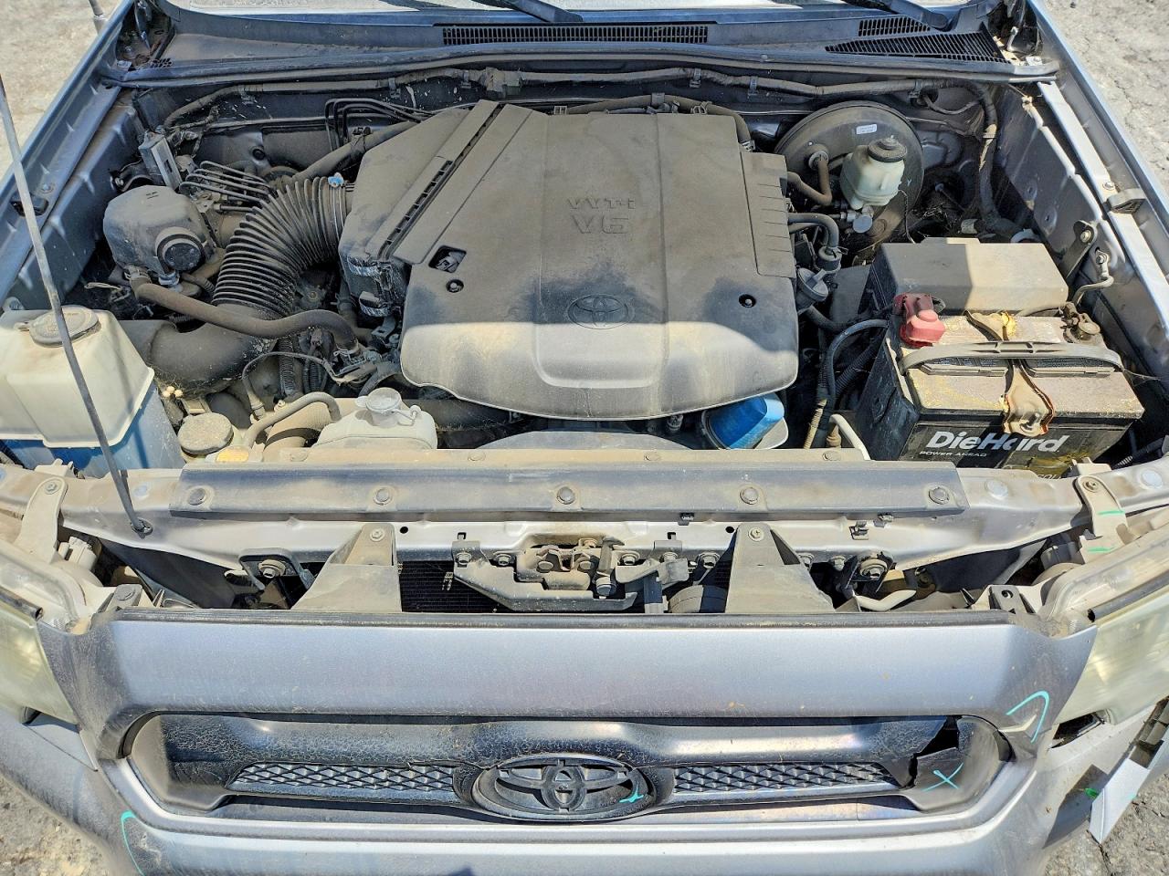 2015 Toyota Tacoma Double Cab Prerunner Серебряный vin: 3TMJU4GN1FM187529