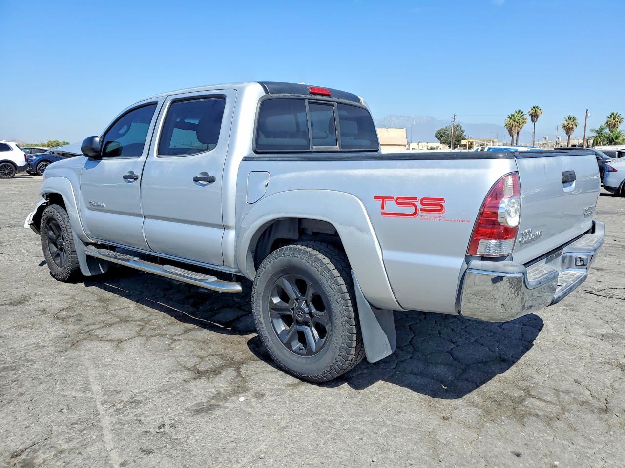 2010 Toyota Tacoma Double Cab Prerunner Silver vin: 3TMJU4GN2AM101976