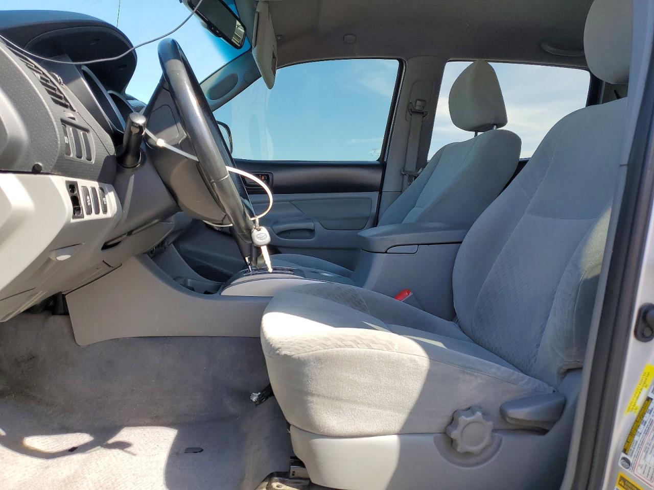 2010 Toyota Tacoma Double Cab Prerunner Silver vin: 3TMJU4GN2AM101976