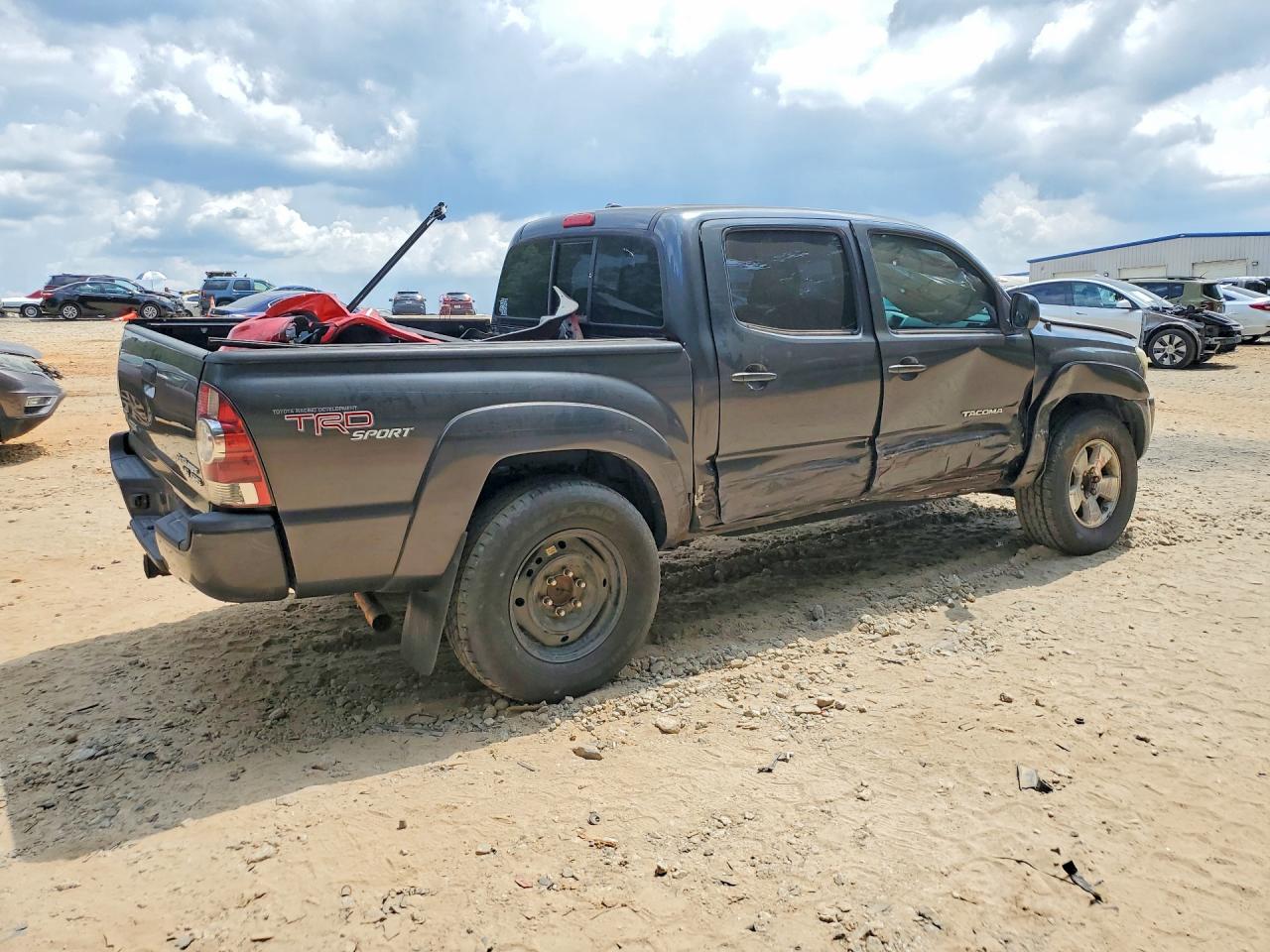 2010 Toyota Tacoma Double Cab Prerunner Gray vin: 3TMJU4GN2AM102772