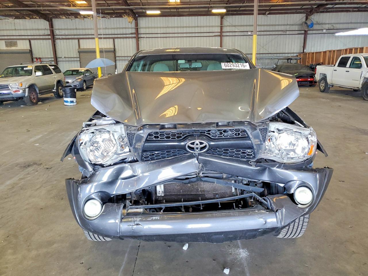 2011 Toyota Tacoma Double Cab Prerunner Gray vin: 3TMJU4GN2BM111795