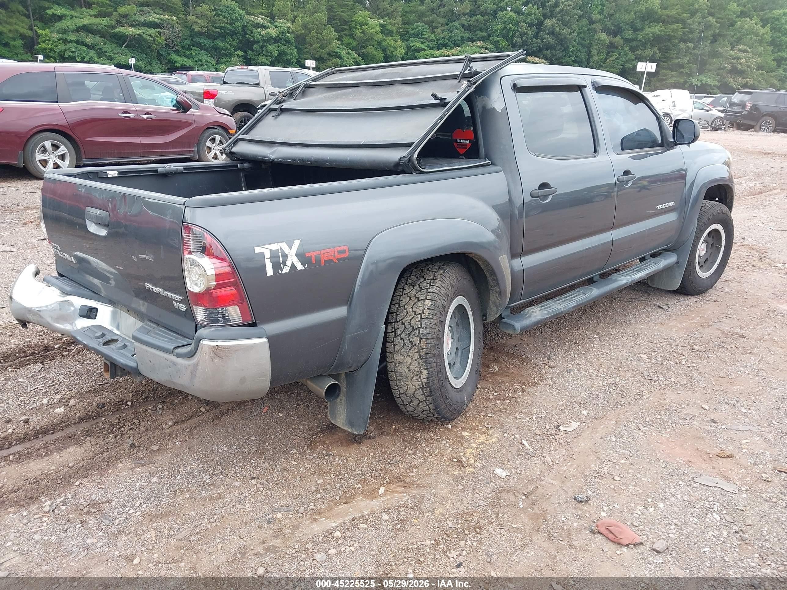 2011 Toyota Tacoma Prerunner V6 Черный vin: 3TMJU4GN2BM115006