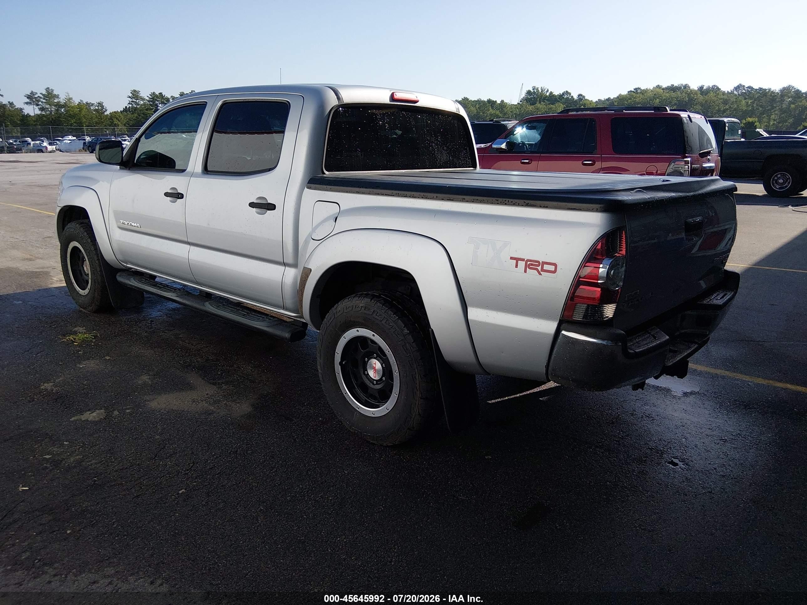 2011 Toyota Tacoma Prerunner V6 Silver vin: 3TMJU4GN2BM119900