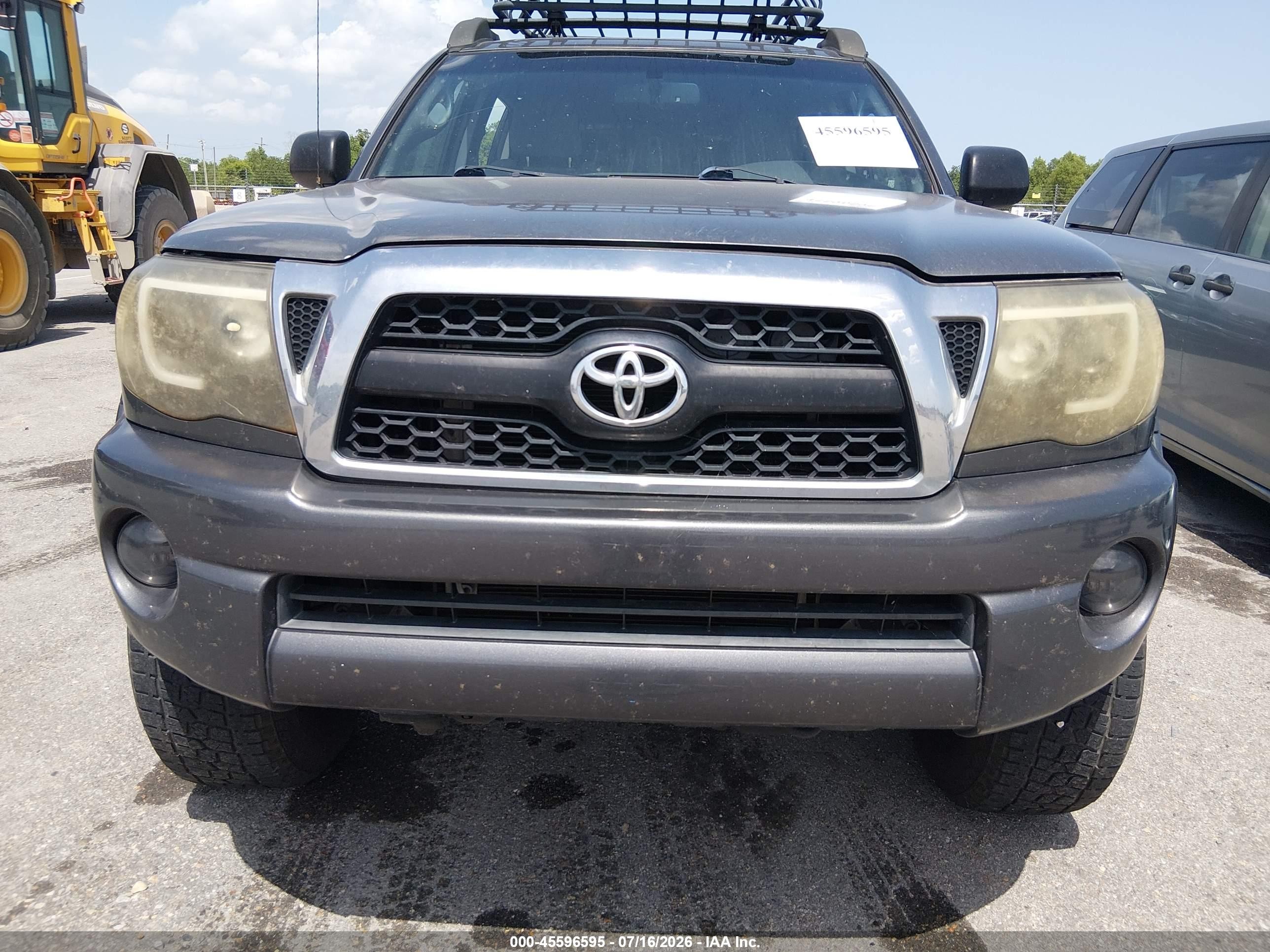 2011 Toyota Tacoma Prerunner V6 Gray vin: 3TMJU4GN2BM120741