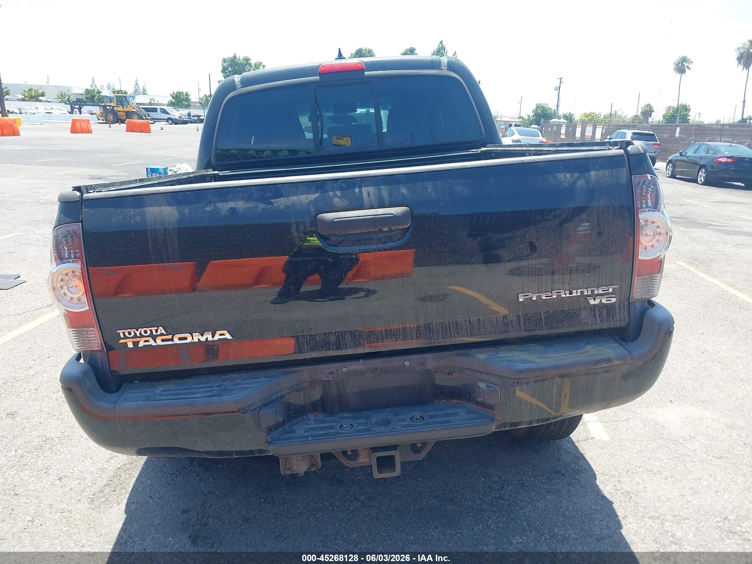 2012 Toyota Tacoma Prerunner V6 Черный vin: 3TMJU4GN2CM134723
