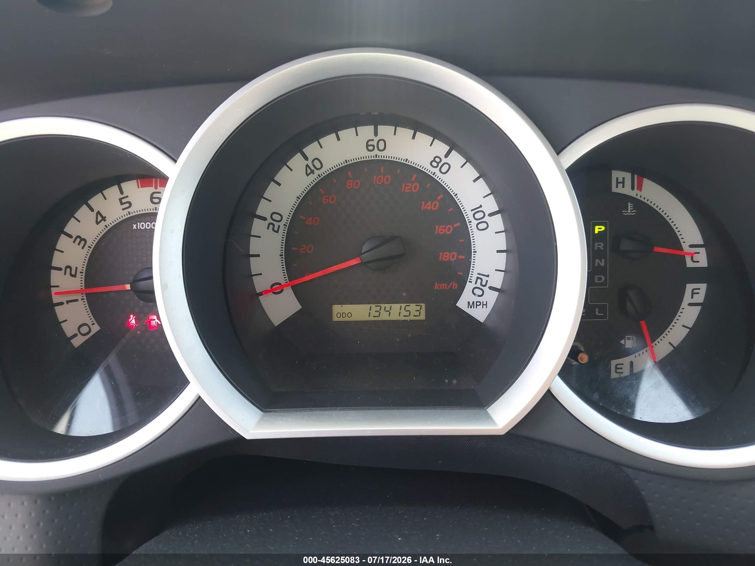 2013 Toyota Tacoma Prerunner V6 White vin: 3TMJU4GN2DM143522