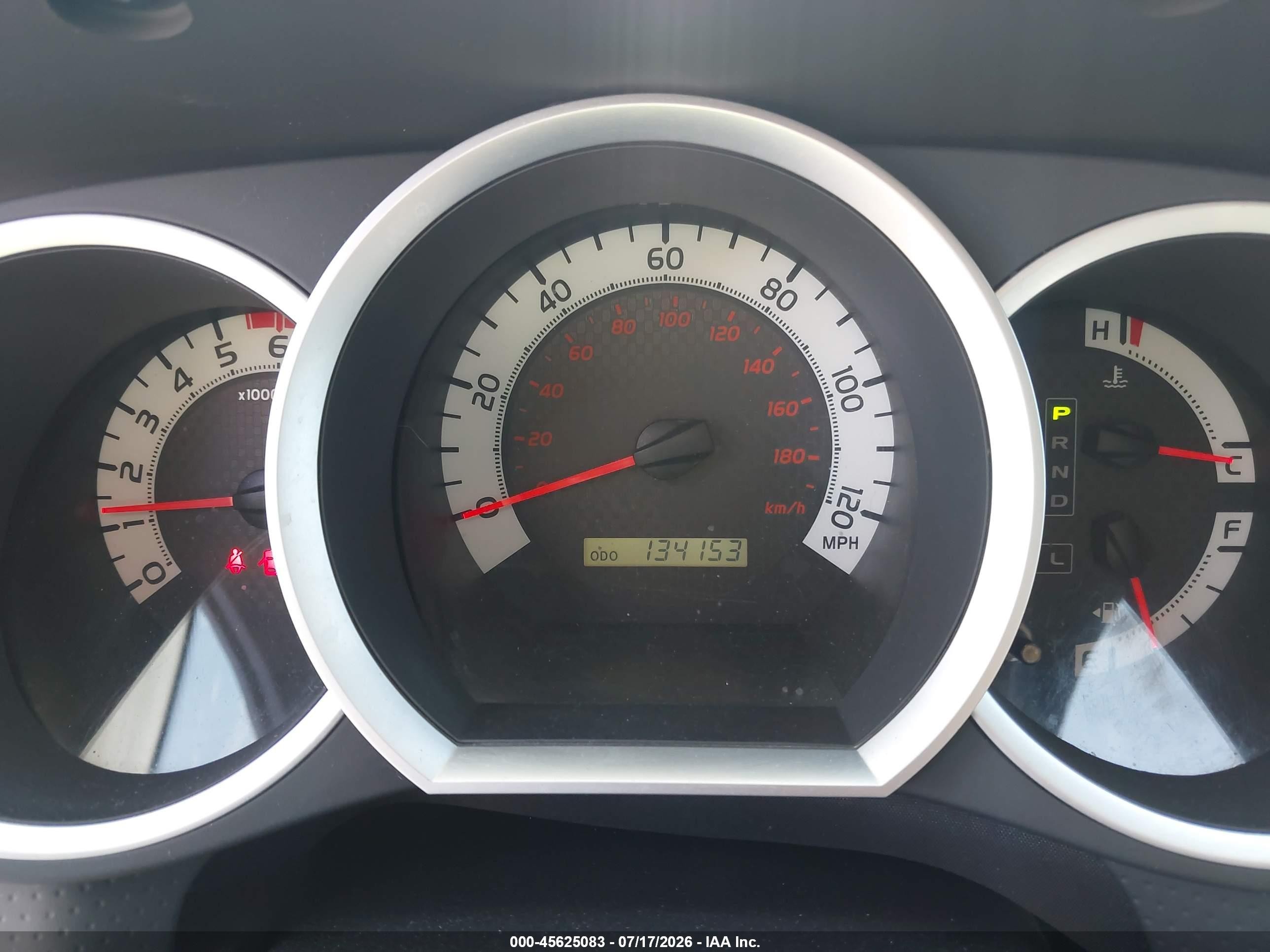 2013 Toyota Tacoma Prerunner V6 White vin: 3TMJU4GN2DM143522