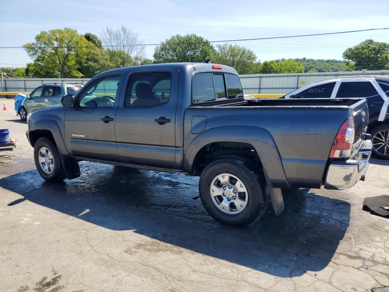 2014 Toyota Tacoma Double Cab Prerunner Gray vin: 3TMJU4GN2EM159477
