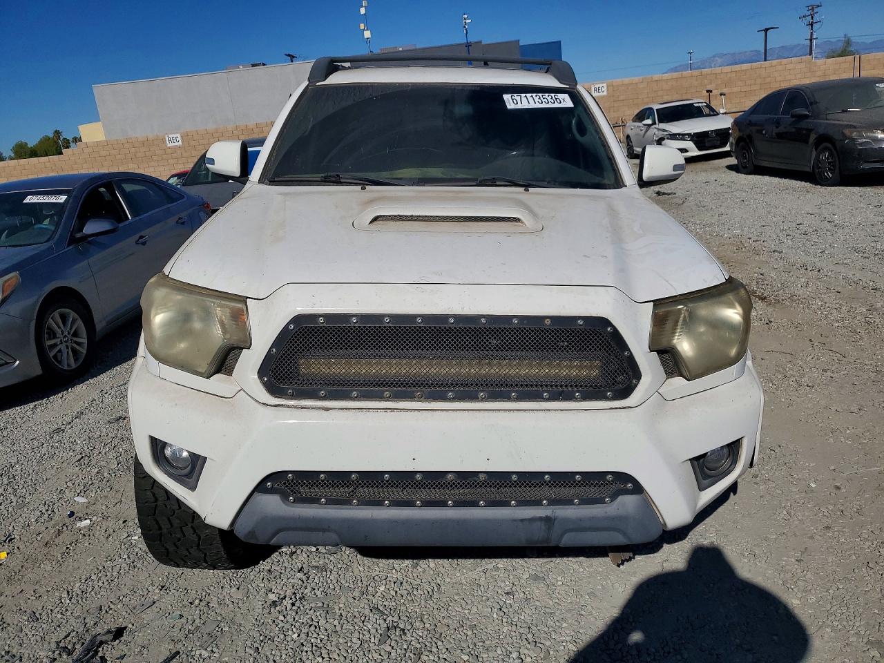 2014 Toyota Tacoma Double Cab Prerunner White vin: 3TMJU4GN2EM167028
