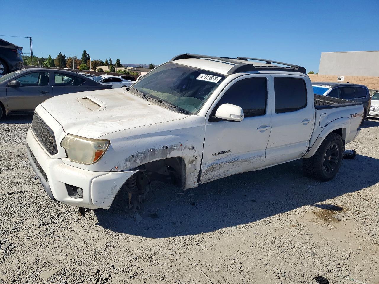 2014 Toyota Tacoma Double Cab Prerunner White vin: 3TMJU4GN2EM167028