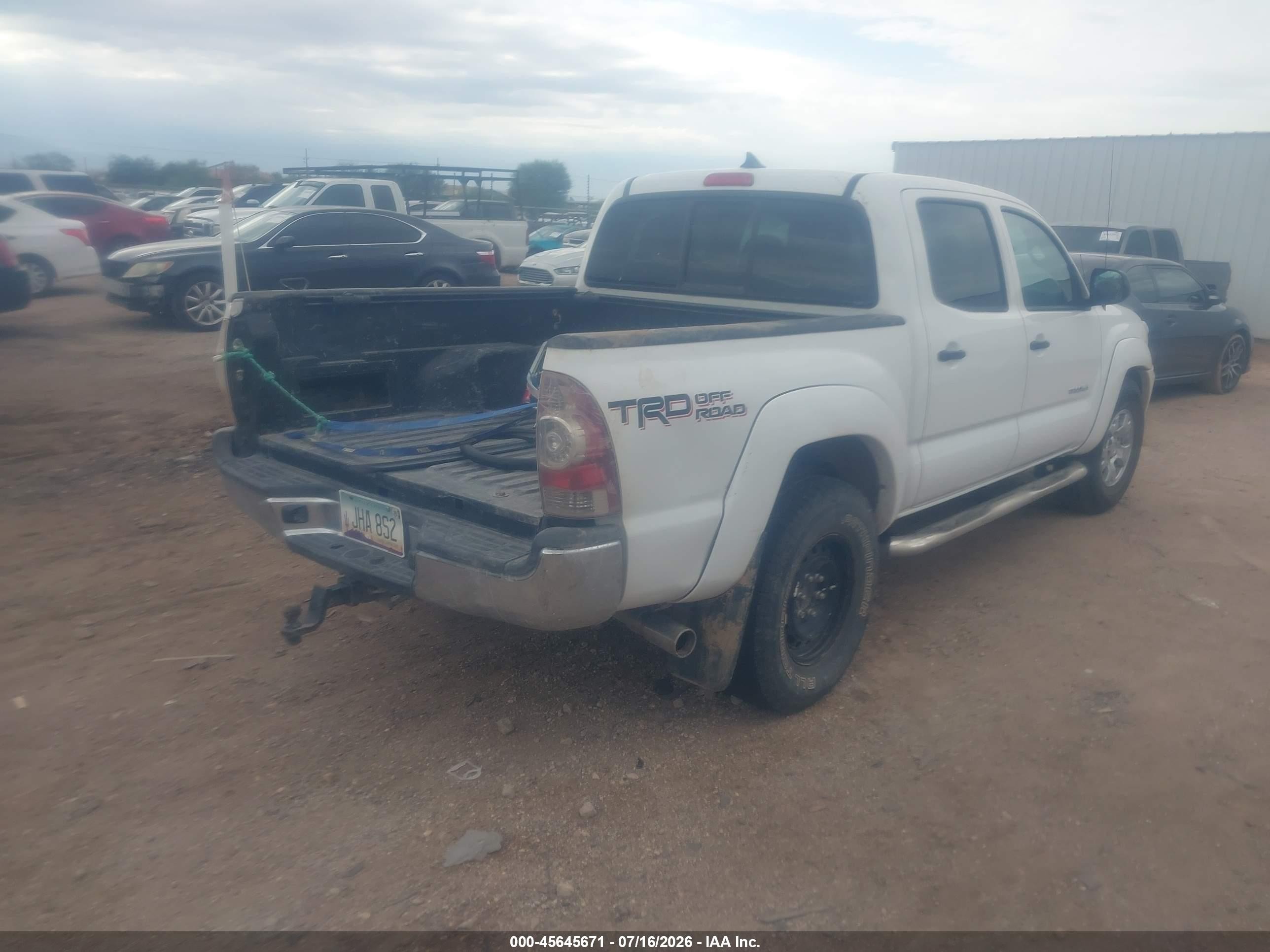 2014 Toyota Tacoma Prerunner V6 Белый vin: 3TMJU4GN2EM170673