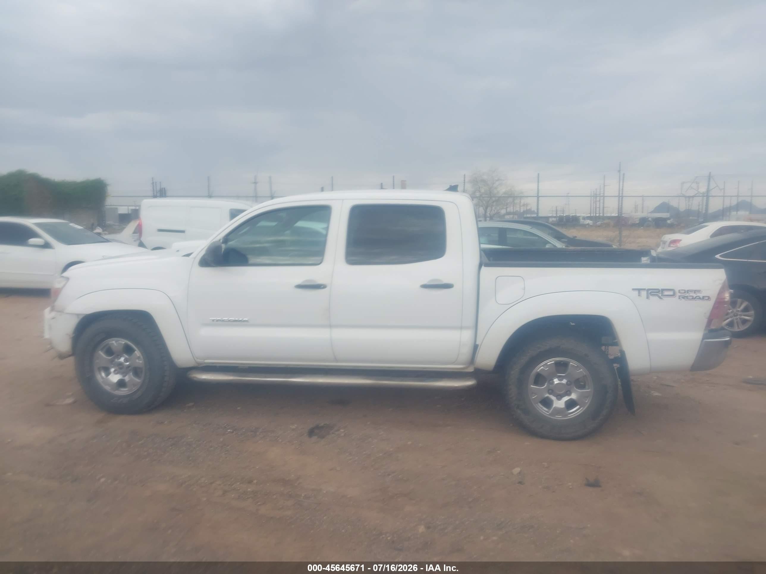 2014 Toyota Tacoma Prerunner V6 Белый vin: 3TMJU4GN2EM170673