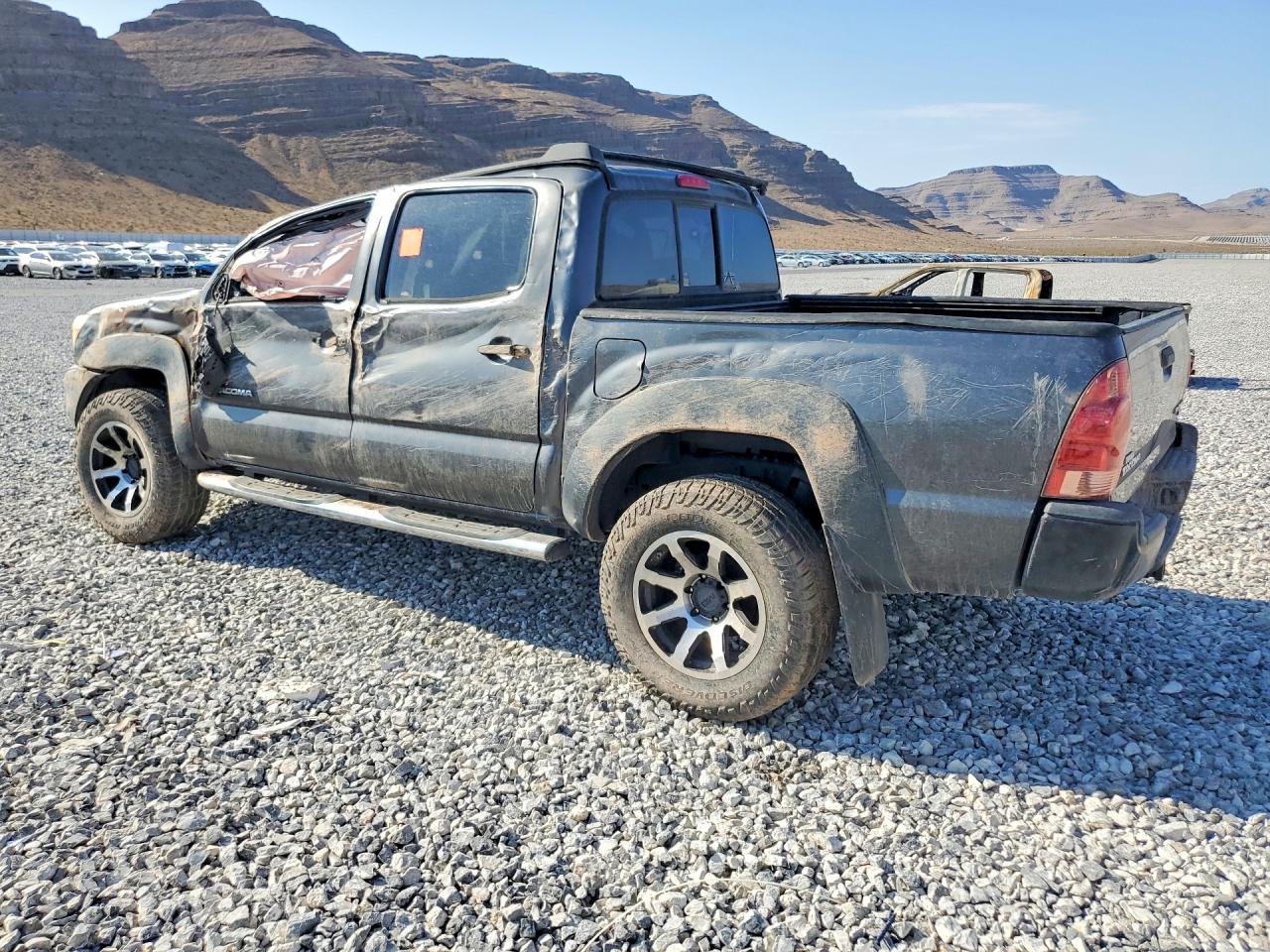 2015 Toyota Tacoma Double Cab Prerunner Gray vin: 3TMJU4GN2FM189242