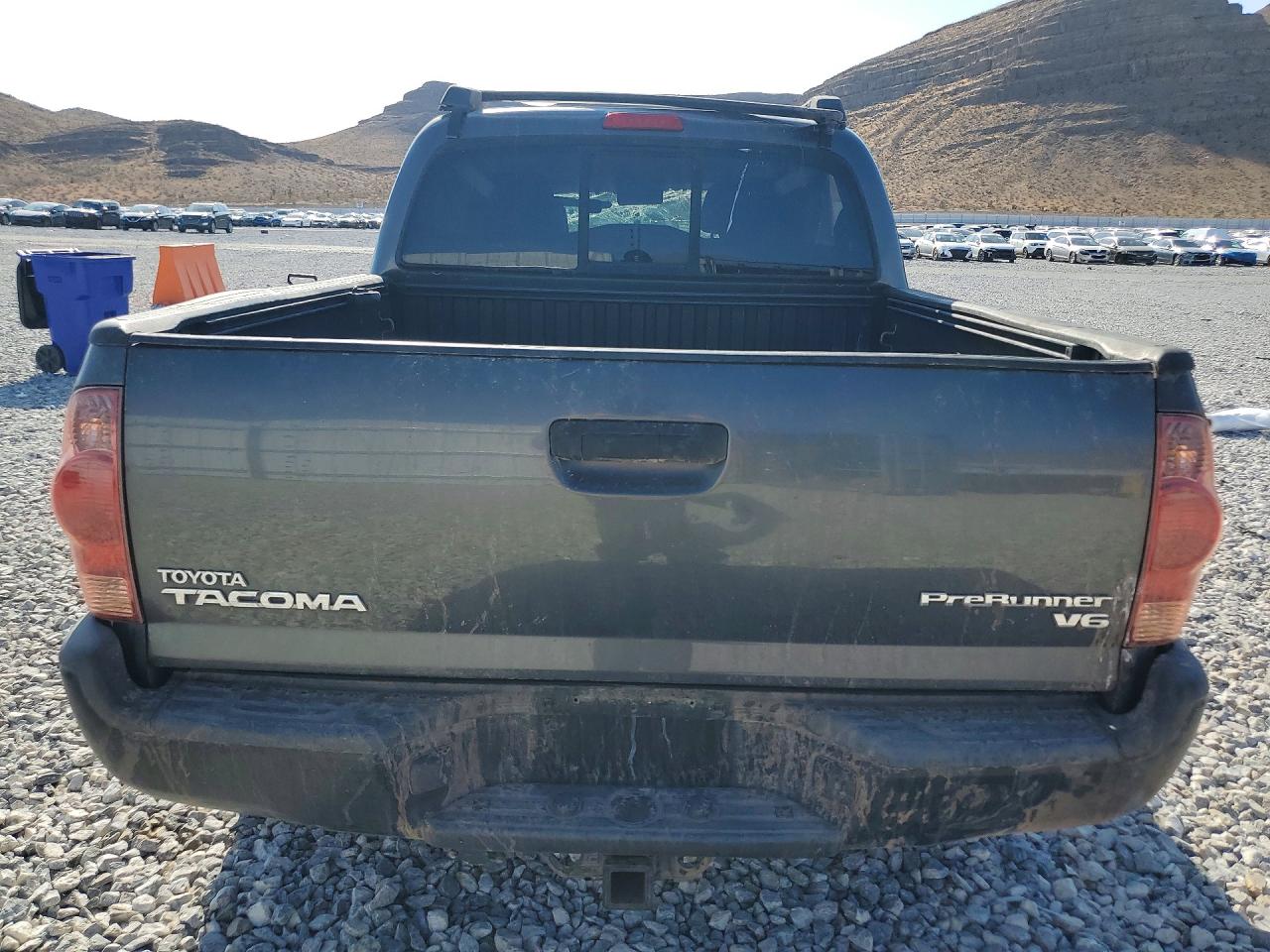 2015 Toyota Tacoma Double Cab Prerunner Gray vin: 3TMJU4GN2FM189242