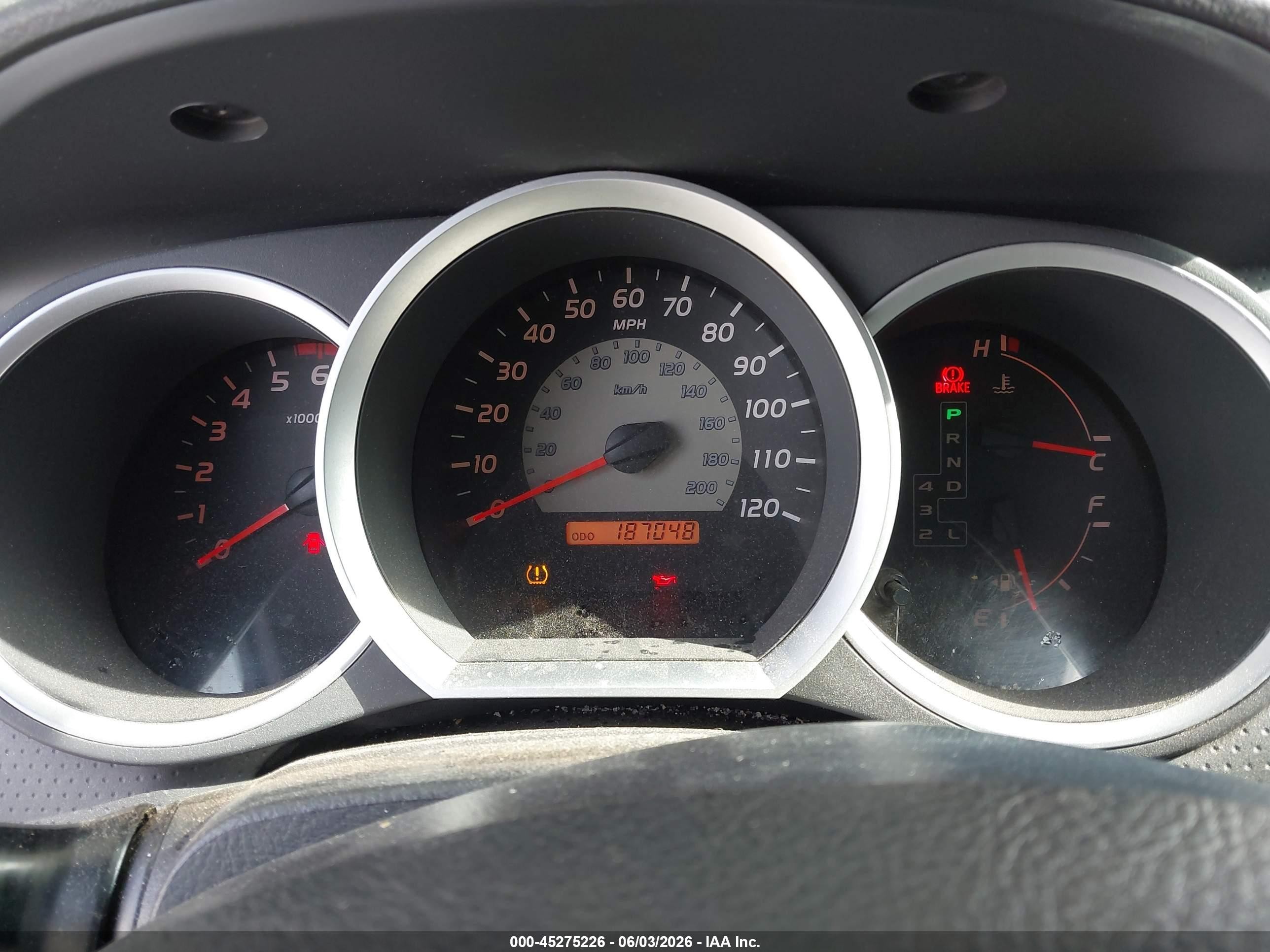 2010 Toyota Tacoma Prerunner V6 Gray vin: 3TMJU4GN3AM098036