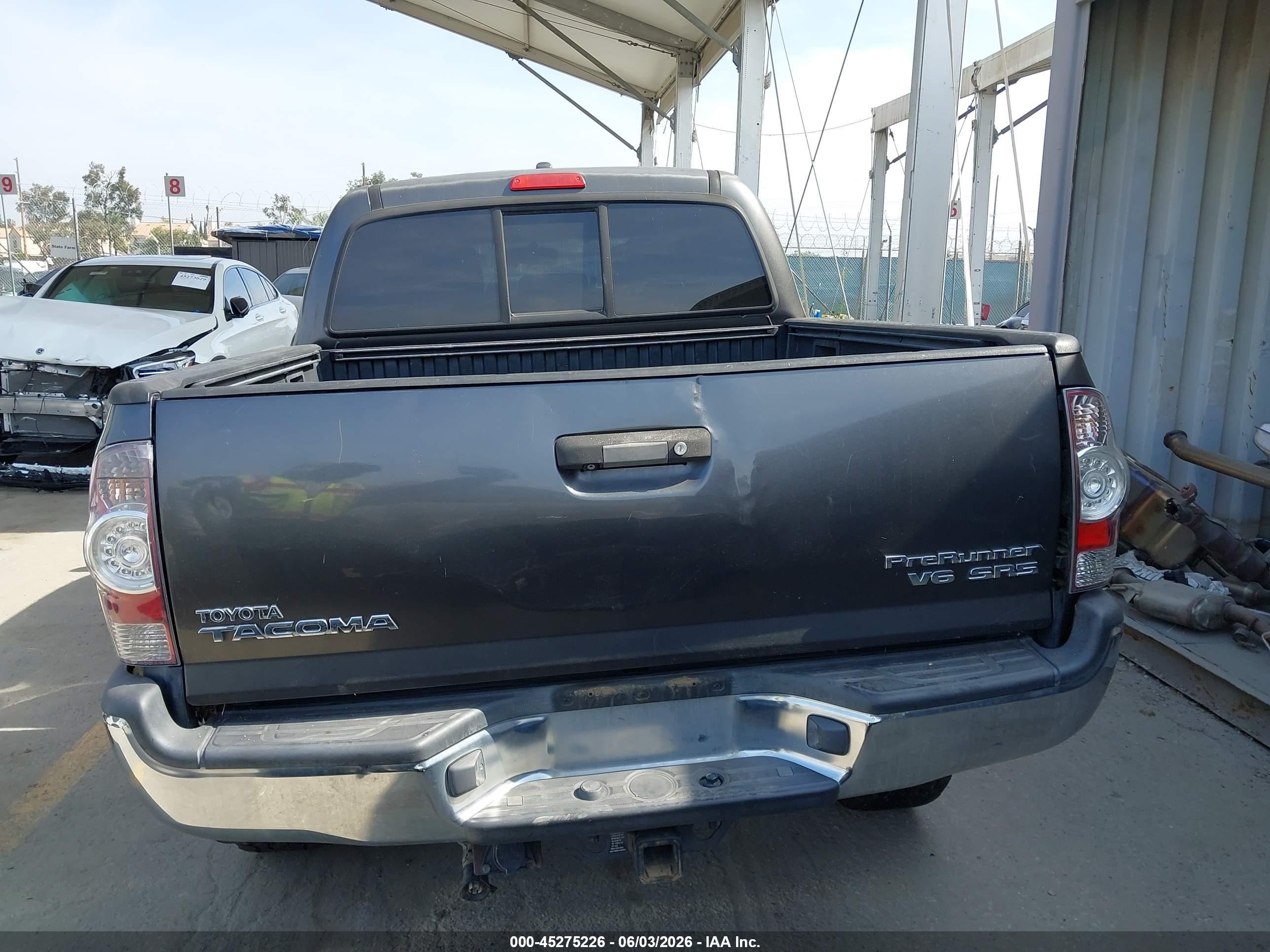 2010 Toyota Tacoma Prerunner V6 Gray vin: 3TMJU4GN3AM098036