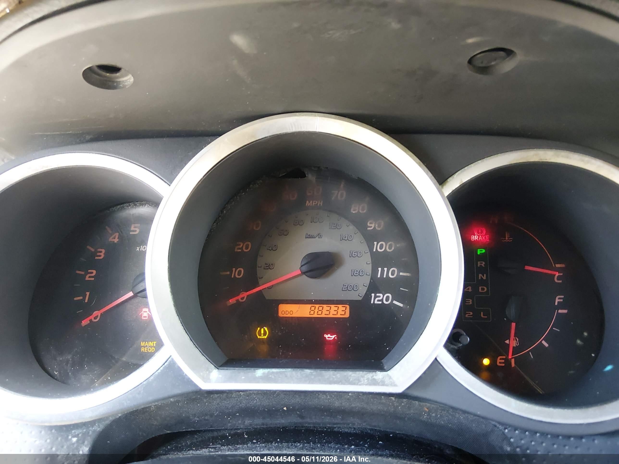 2010 Toyota Tacoma Prerunner V6 White vin: 3TMJU4GN3AM101811
