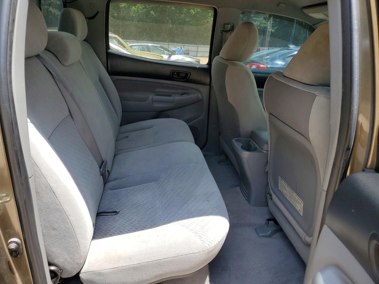 2010 Toyota Tacoma Double Cab Prerunner Gray vin: 3TMJU4GN3AM103428