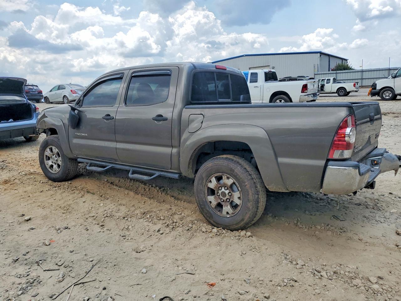 2010 Toyota Tacoma Double Cab Prerunner Gray vin: 3TMJU4GN3AM103428