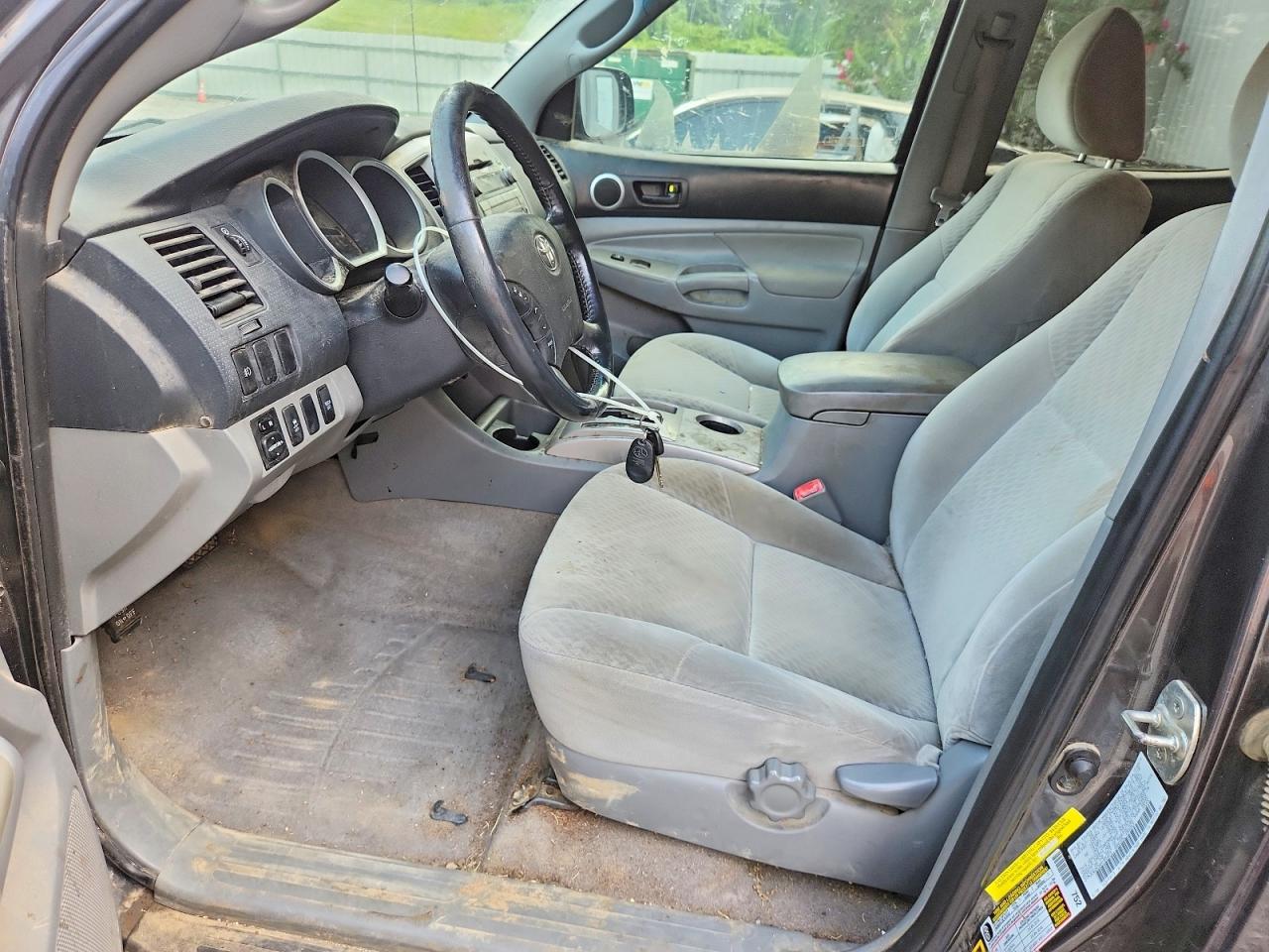 2010 Toyota Tacoma Double Cab Prerunner Gray vin: 3TMJU4GN3AM105423