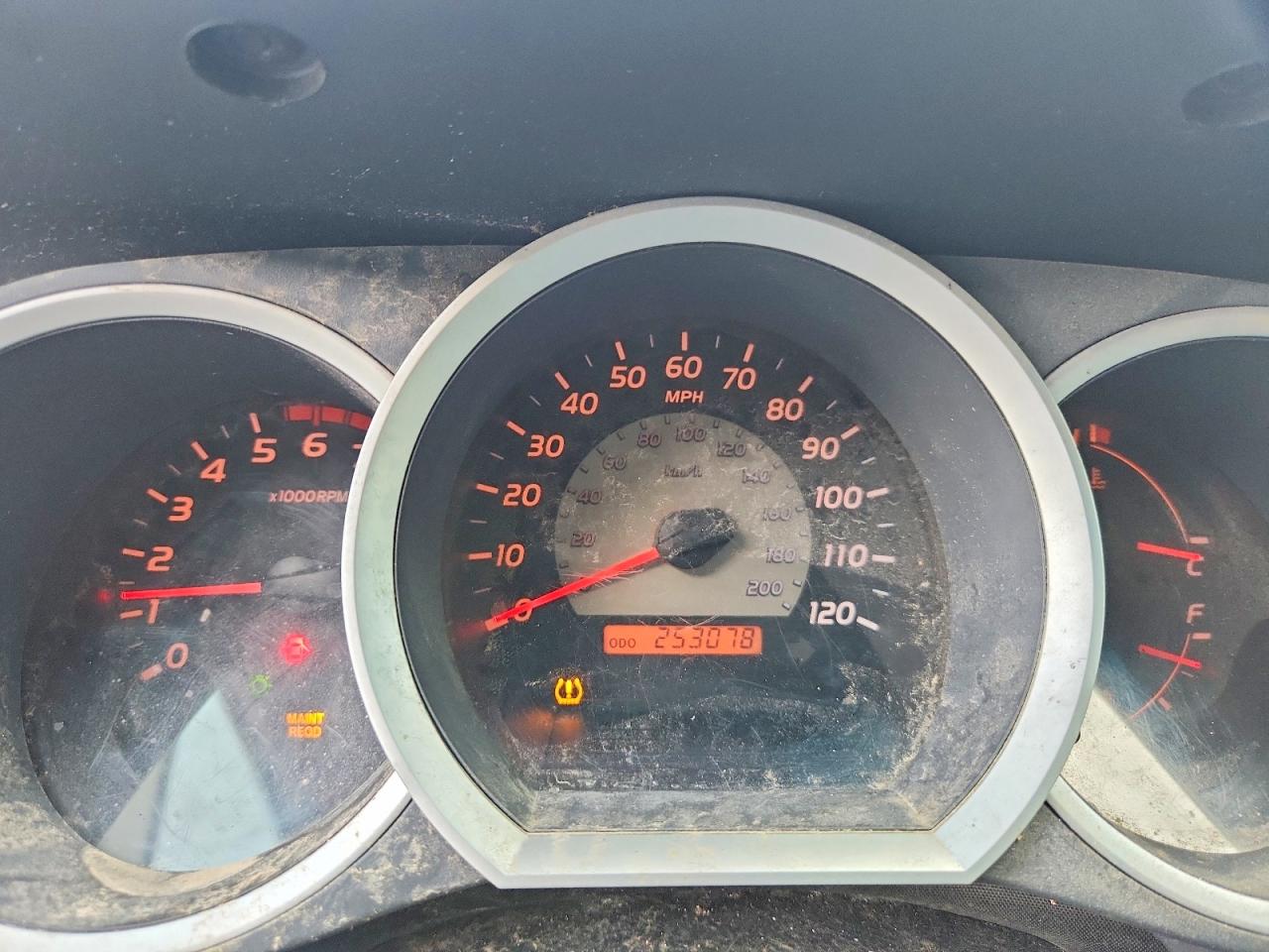 2010 Toyota Tacoma Double Cab Prerunner Gray vin: 3TMJU4GN3AM105423