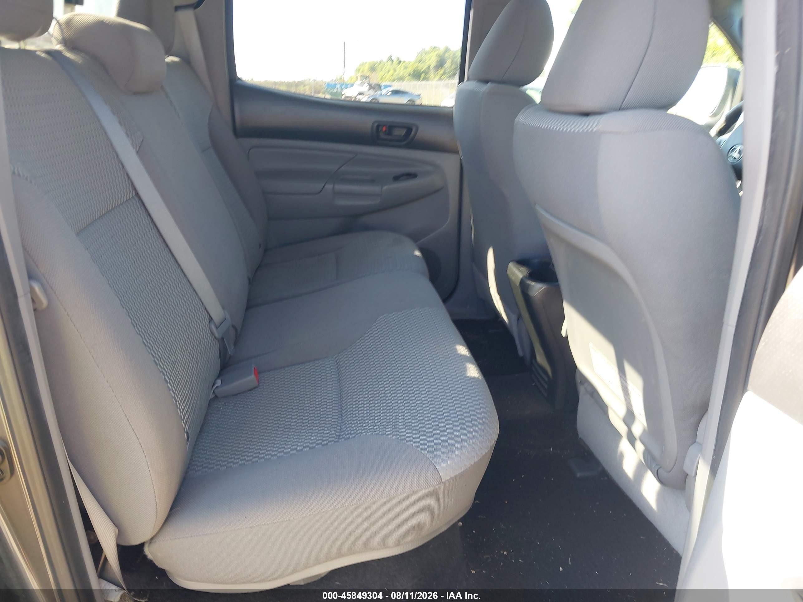 2014 Toyota Tacoma Prerunner V6 Gray vin: 3TMJU4GN3EM164283