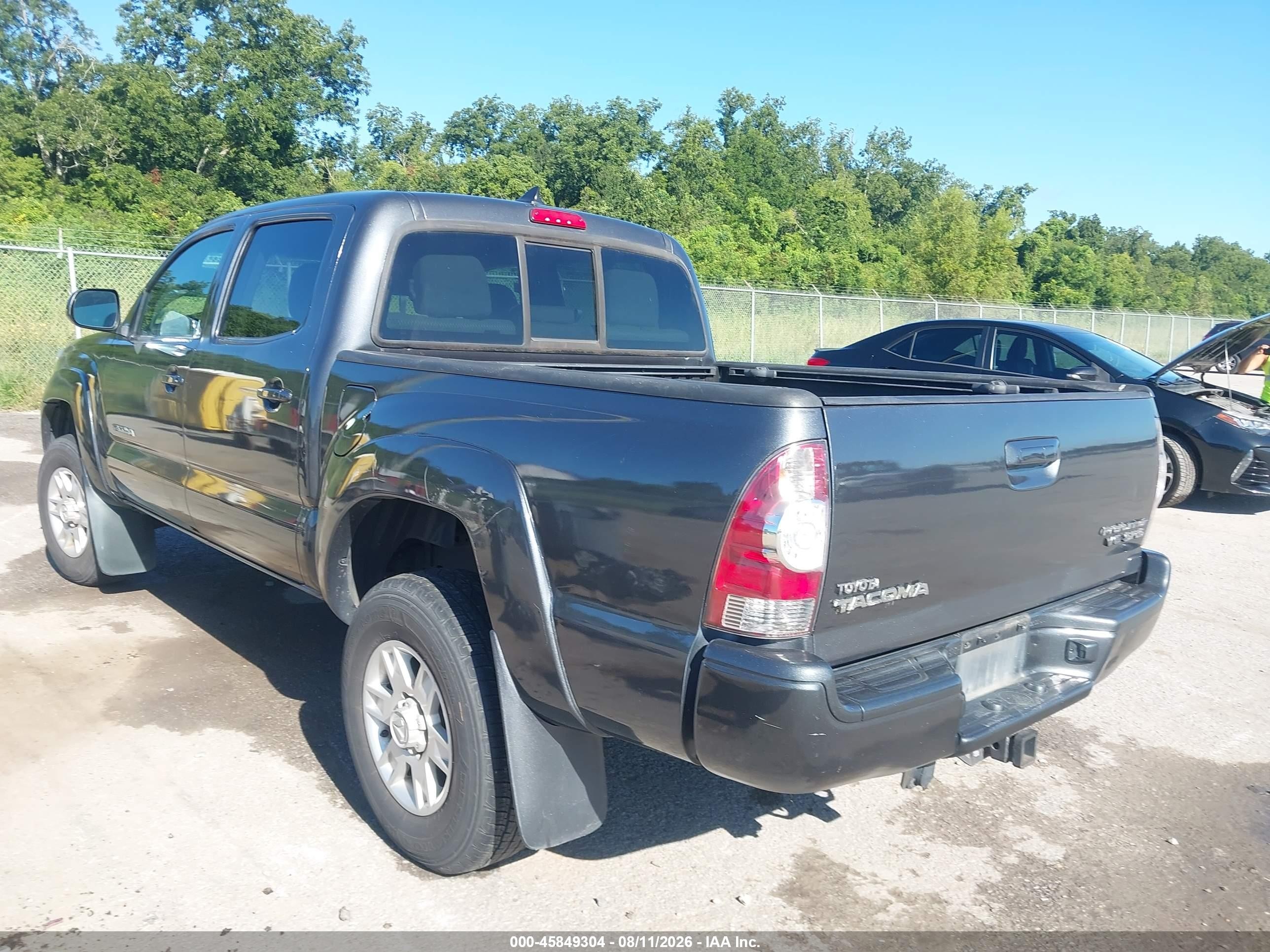 2014 Toyota Tacoma Prerunner V6 Gray vin: 3TMJU4GN3EM164283