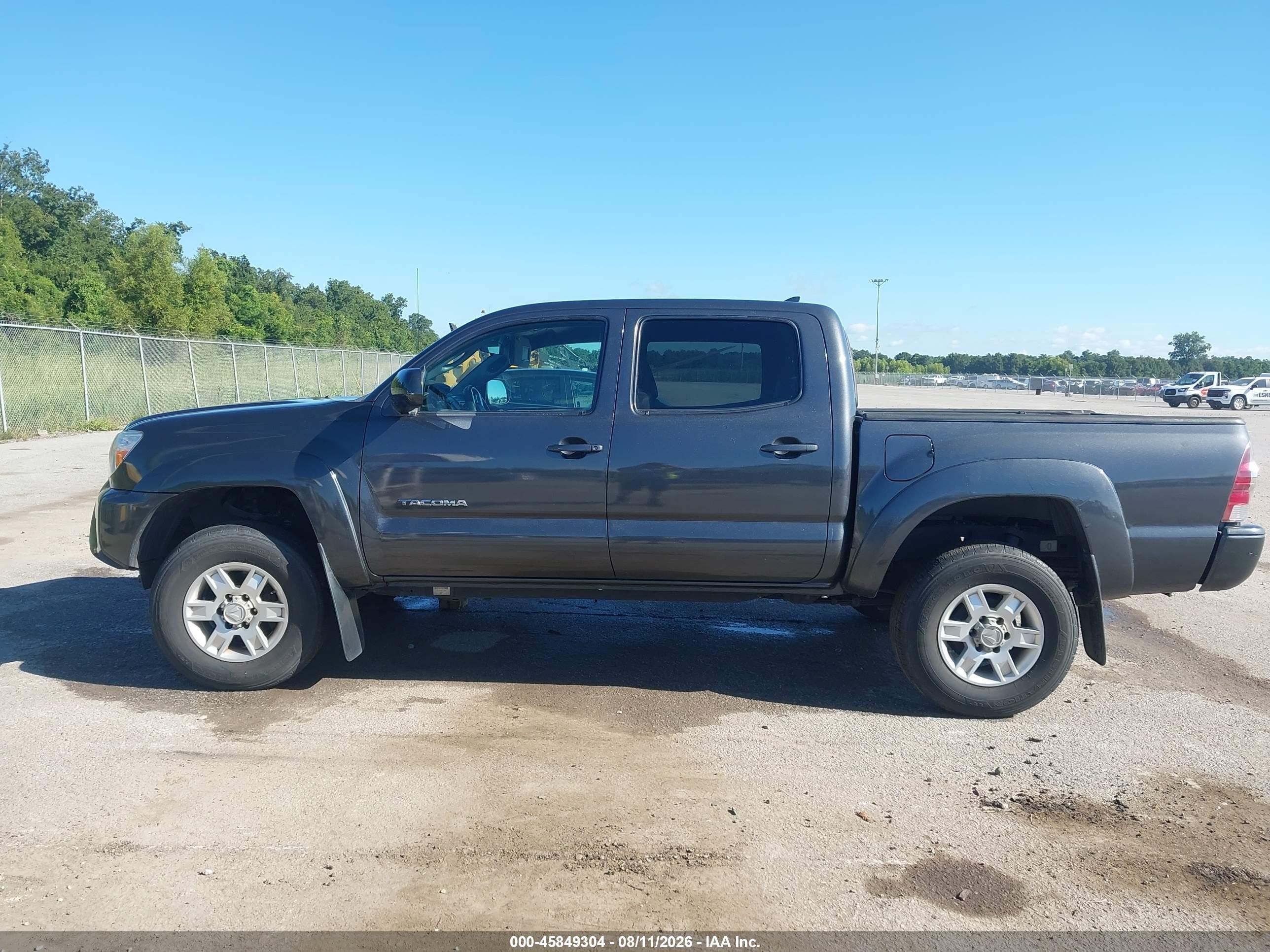 2014 Toyota Tacoma Prerunner V6 Gray vin: 3TMJU4GN3EM164283