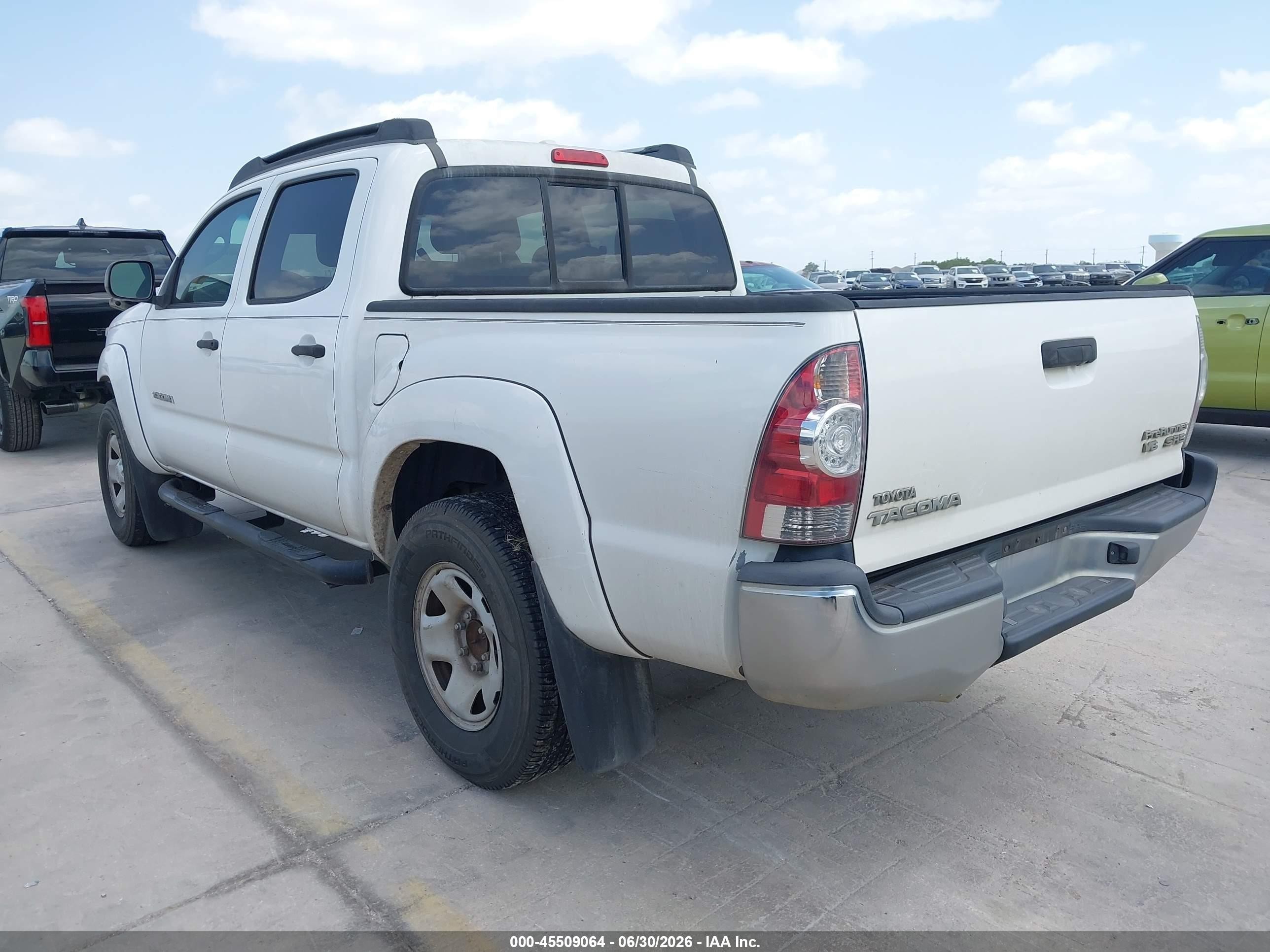 2010 Toyota Tacoma Prerunner V6 White vin: 3TMJU4GN4AM092956