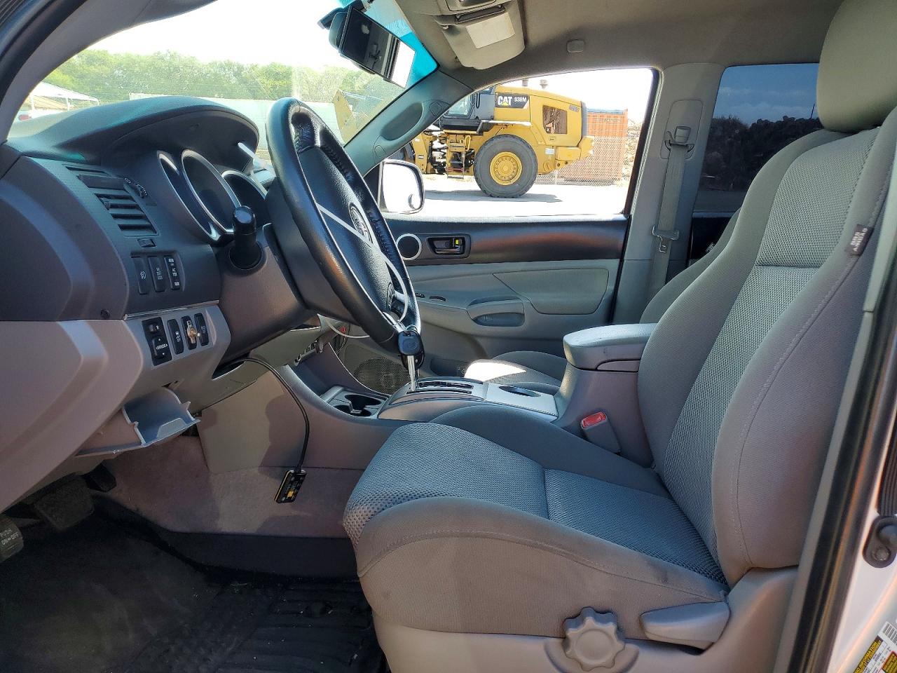 2010 Toyota Tacoma Prerunner V6 Silver vin: 3TMJU4GN4AM093654