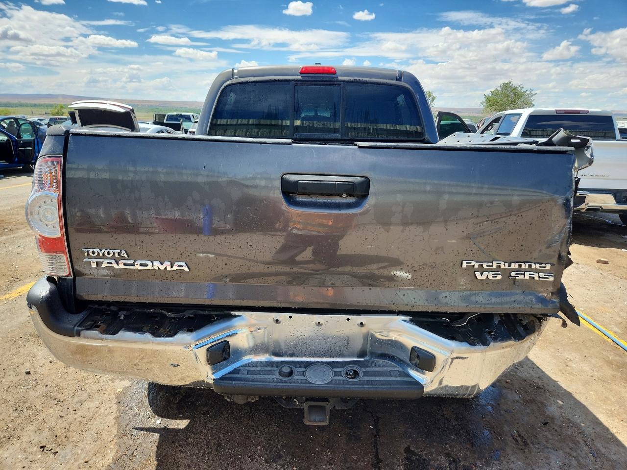 2011 Toyota Tacoma Double Cab Prerunner Серый vin: 3TMJU4GN4BM115282