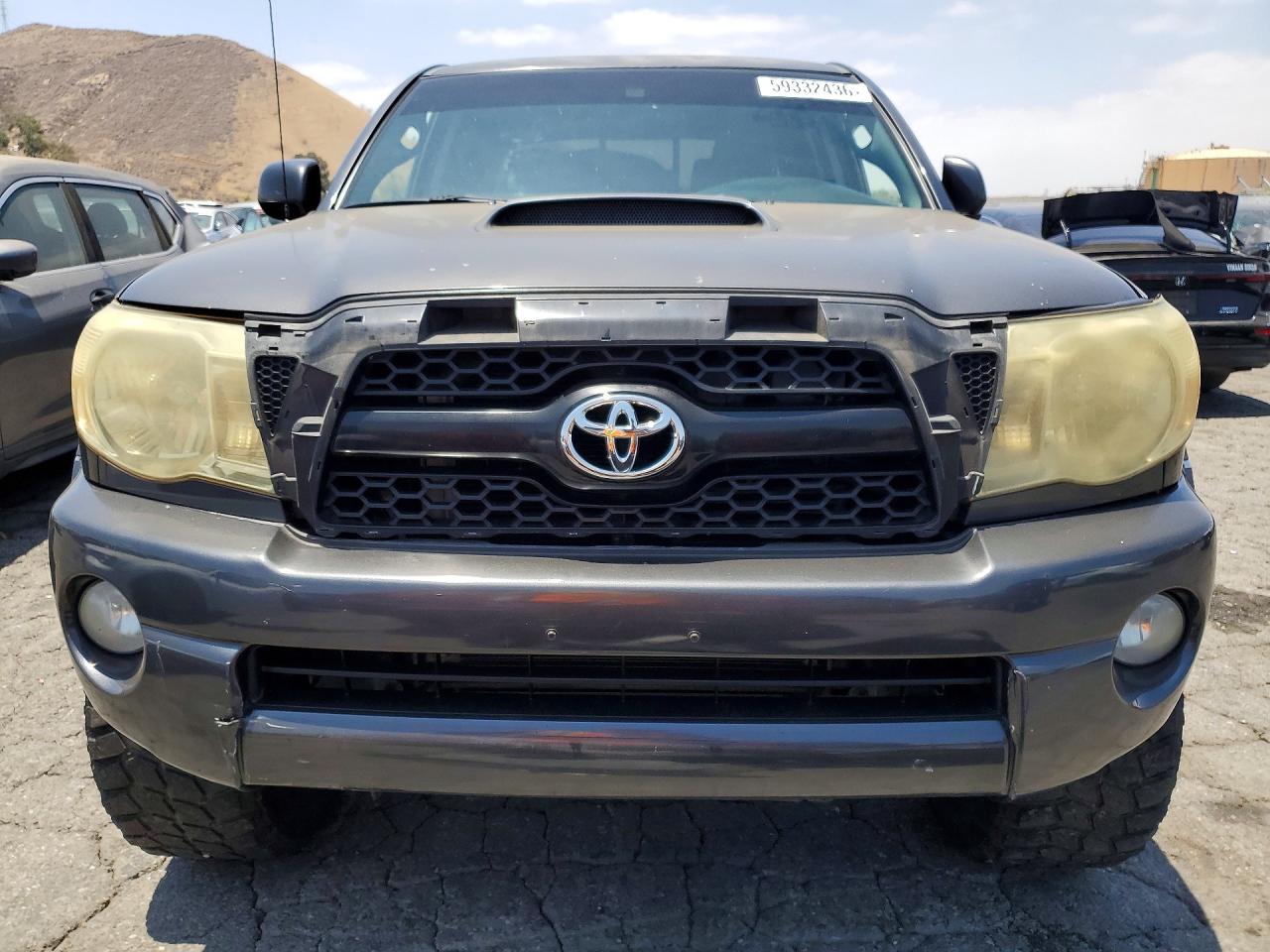 2011 Toyota Tacoma Double Cab Prerunner Gray vin: 3TMJU4GN4BM117923