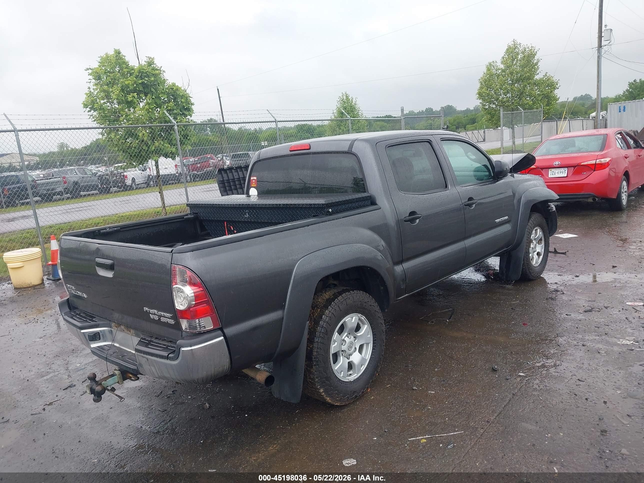 2011 Toyota Tacoma Prerunner V6 Gray vin: 3TMJU4GN4BM122622