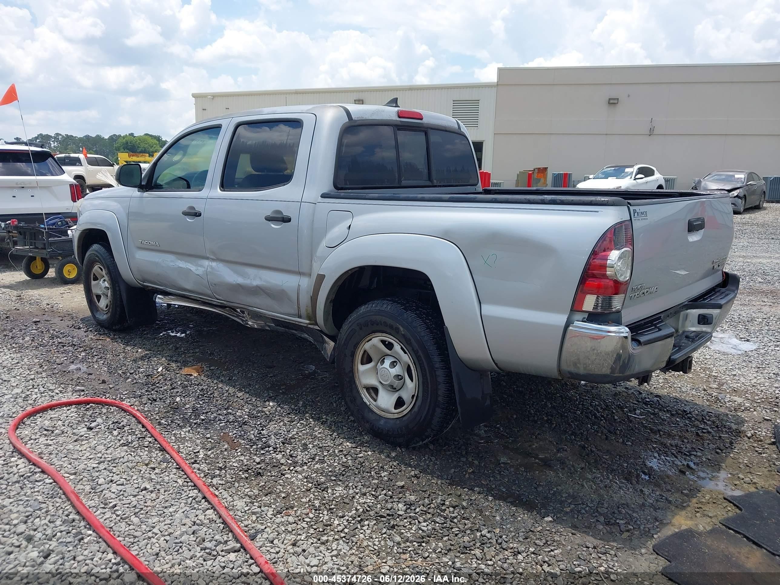 2012 Toyota Tacoma Prerunner V6 Silver vin: 3TMJU4GN4CM129605