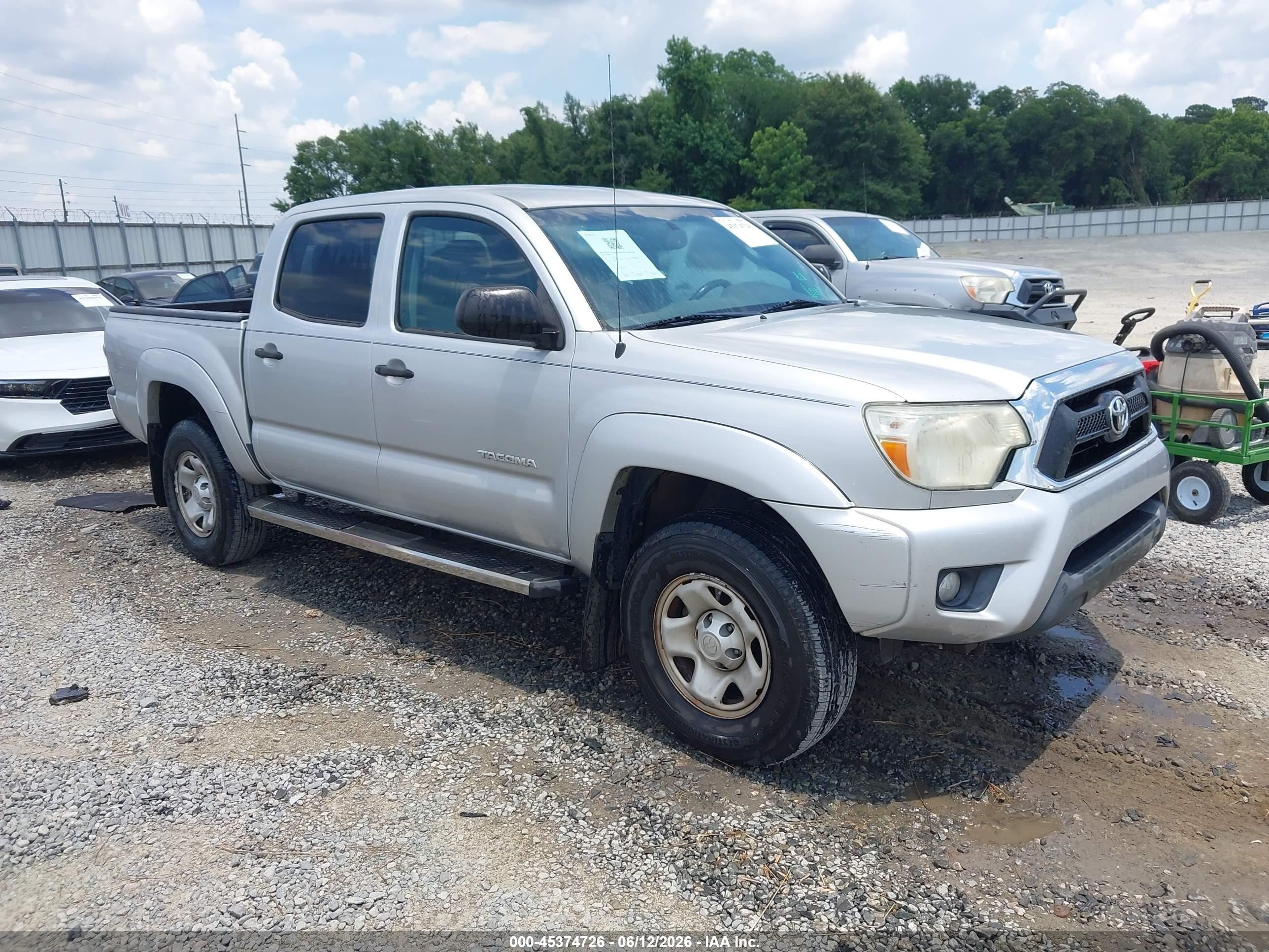 2012 Toyota Tacoma Prerunner V6 Silver vin: 3TMJU4GN4CM129605